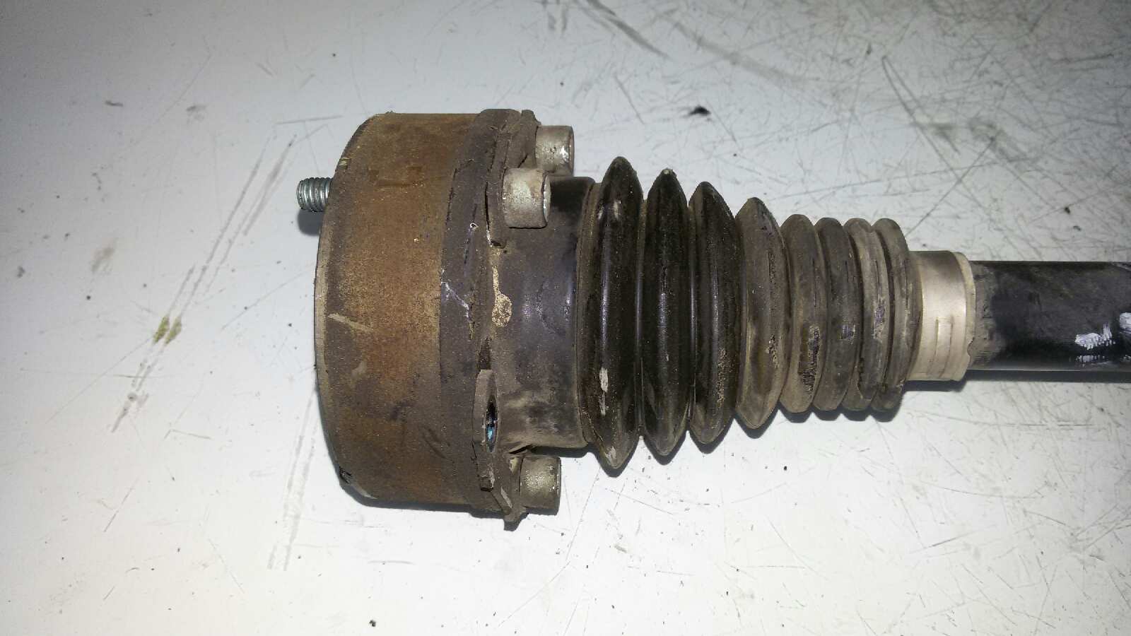 TRANSMISION DELANTERA IZQUIERDA SEAT IBIZA ALH