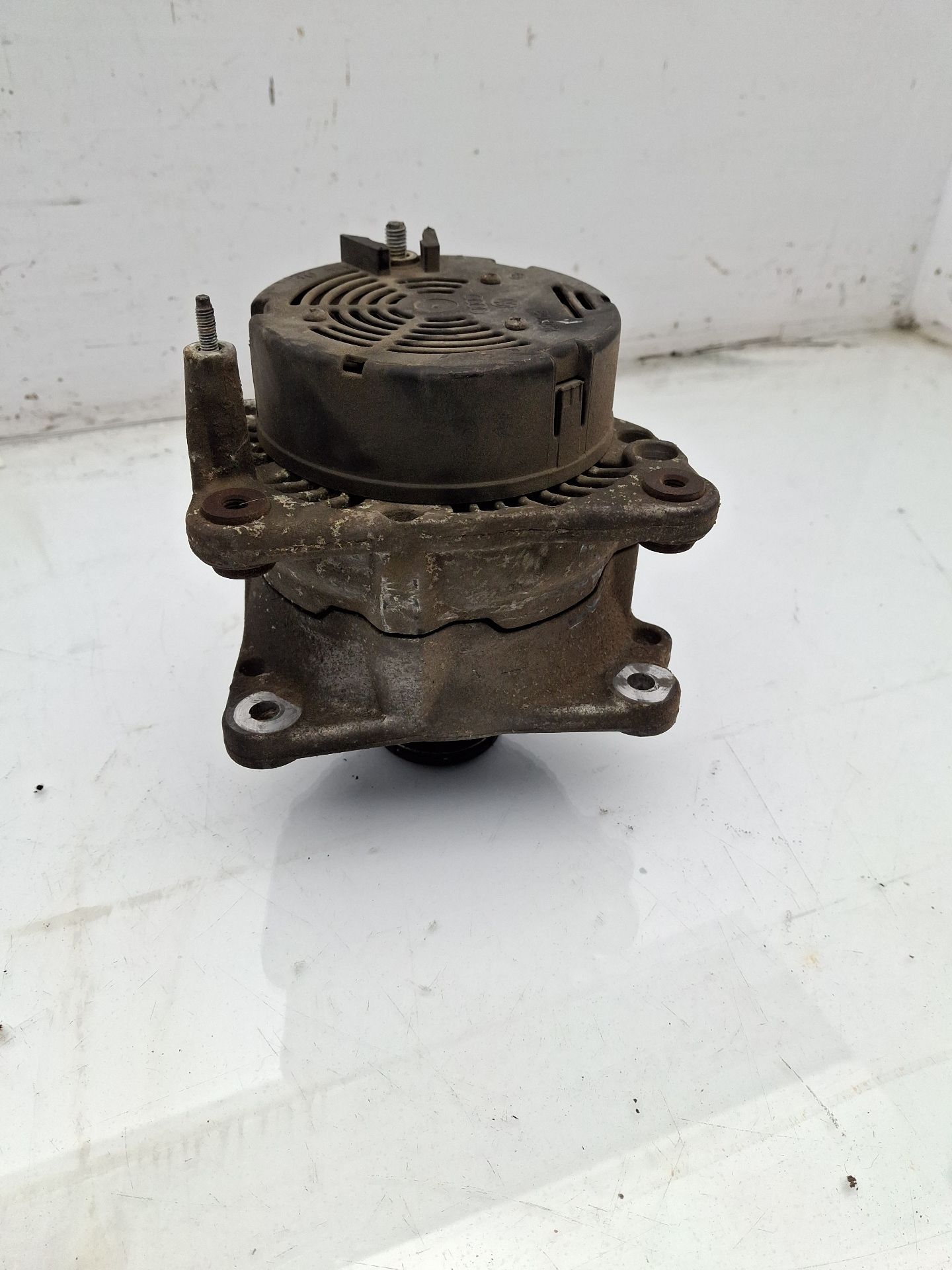 ALTERNADOR VOLKSWAGEN GOLF 