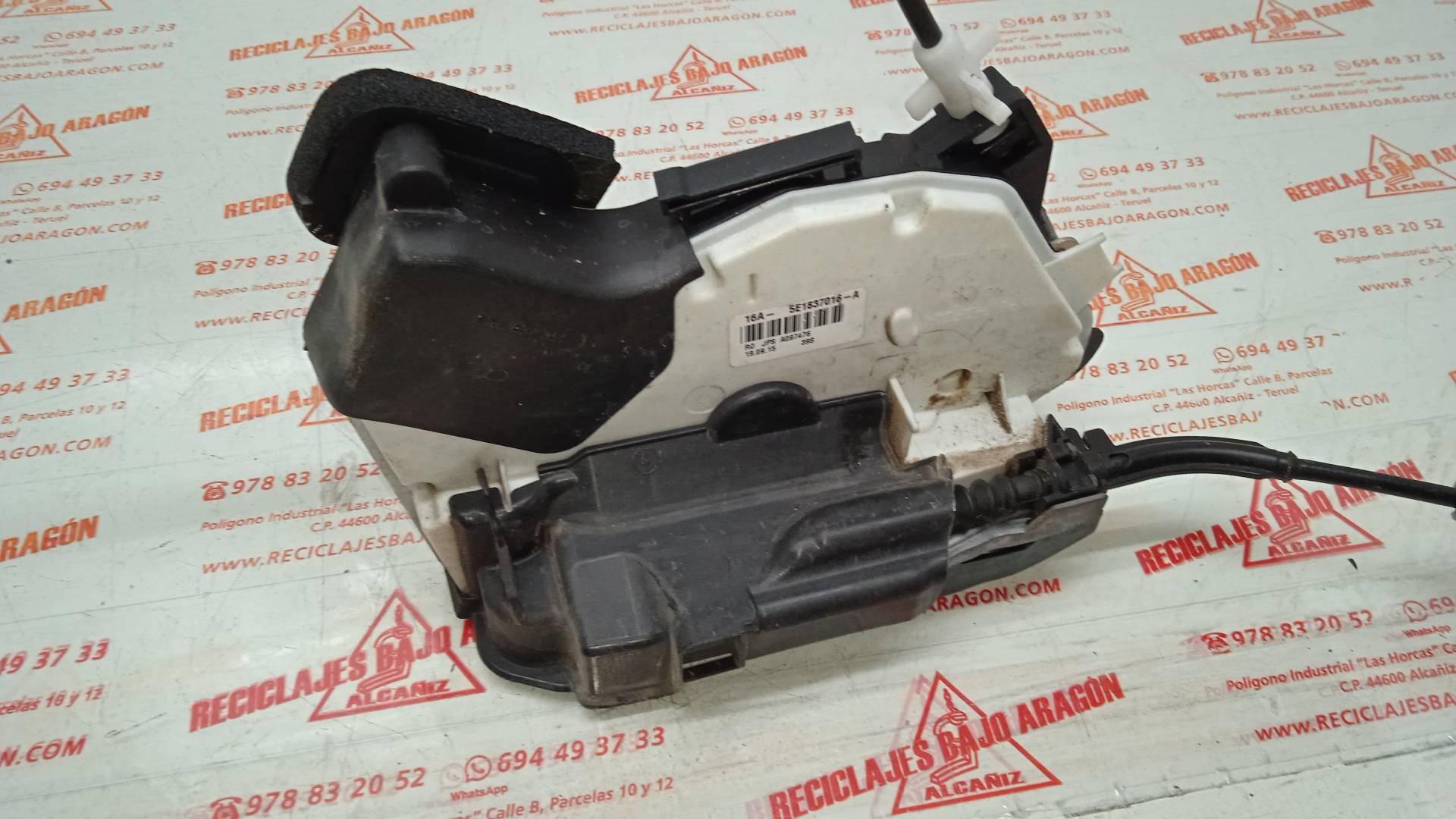 CERRADURA PUERTA DELANTERA DERECHA VOLKSWAGEN PASS DCZ