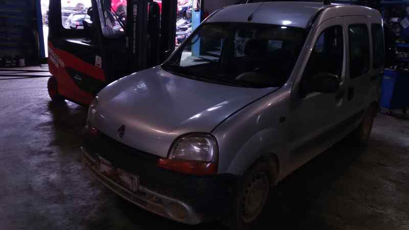 PILOTO TRASERO IZQUIERDO RENAULT KANGOO F8Q P6
