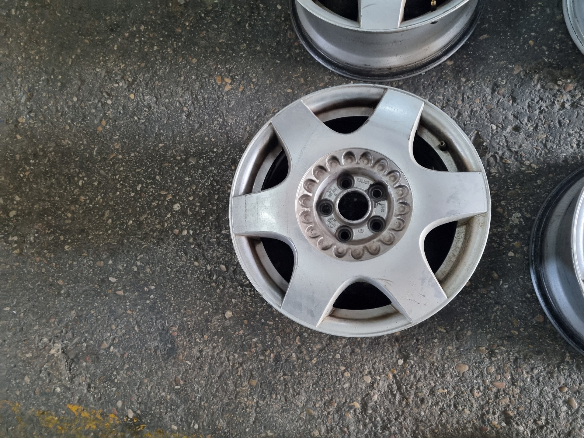 JUEGO LLANTAS VOLKSWAGEN NEW ALH