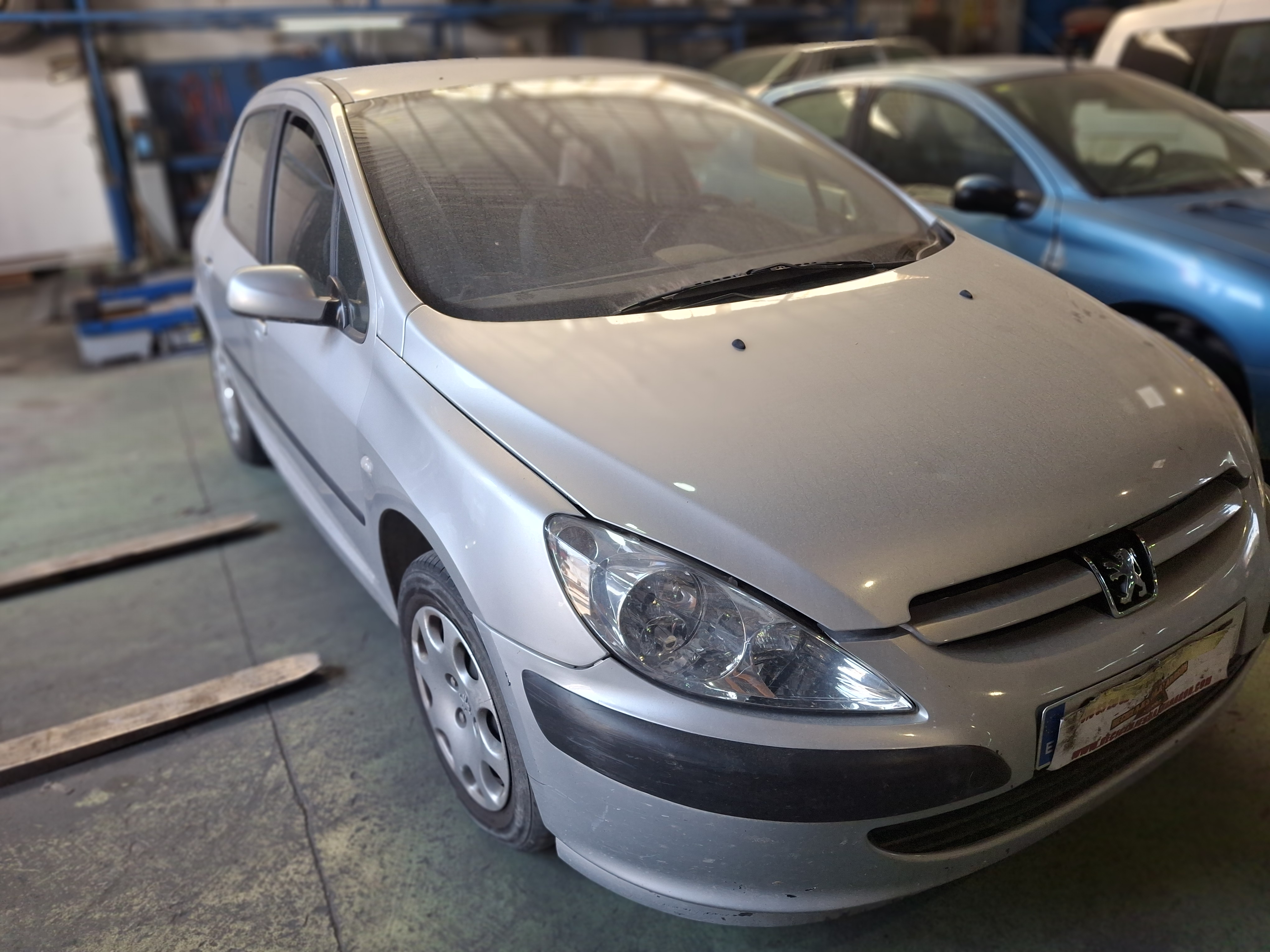 FARO DERECHO PEUGEOT 307 