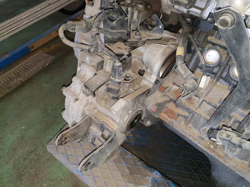 CAJA CAMBIOS HYUNDAI ACCENT G4EE