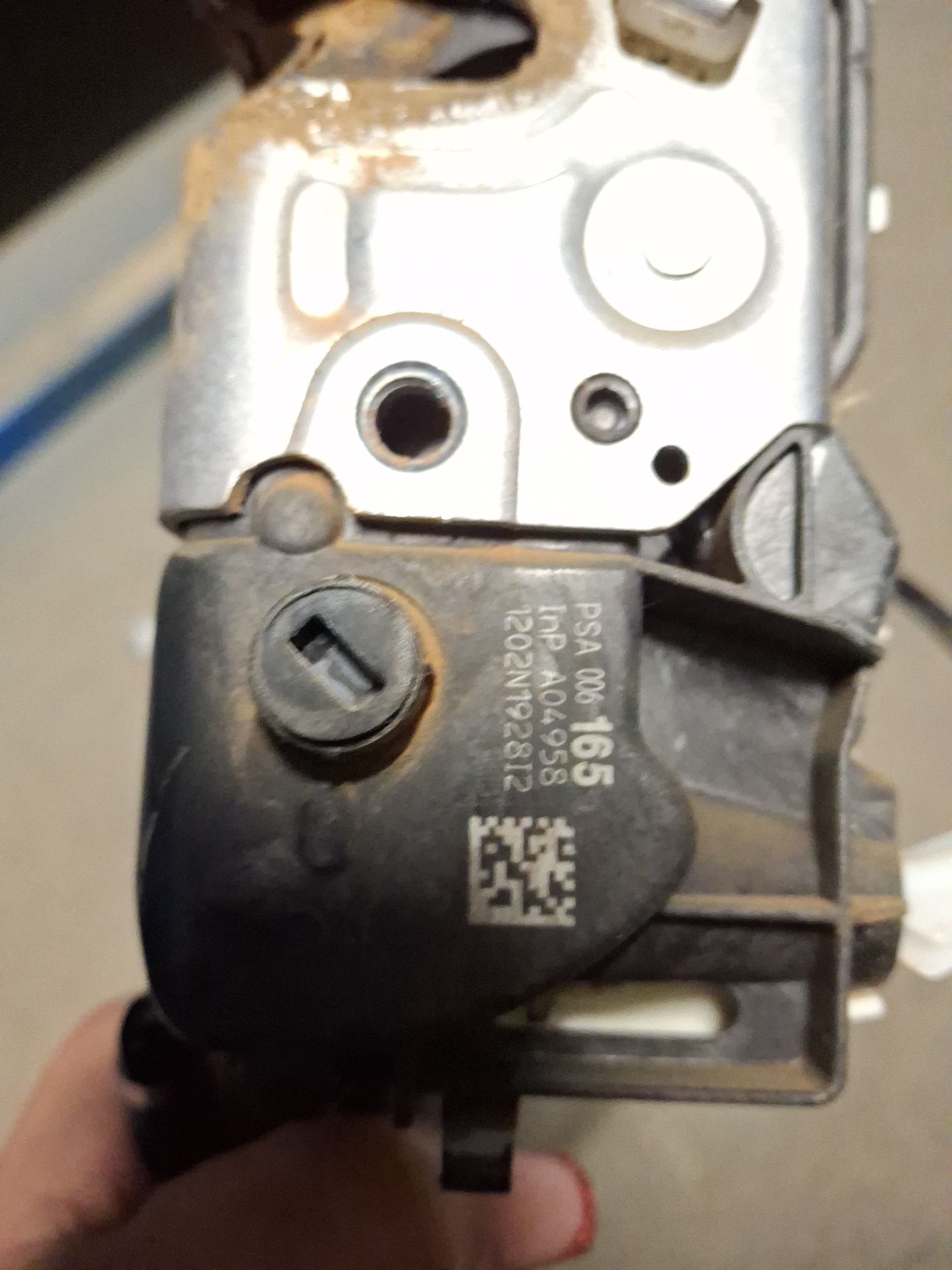 CERRADURA PUERTA DELANTERA DERECHA PEUGEOT 308 