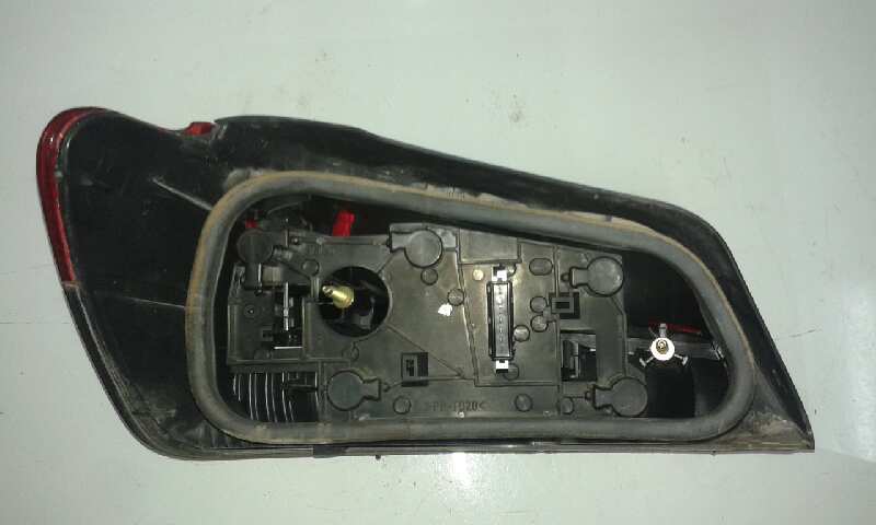 PILOTO TRASERO DERECHO PEUGEOT 306 RHY