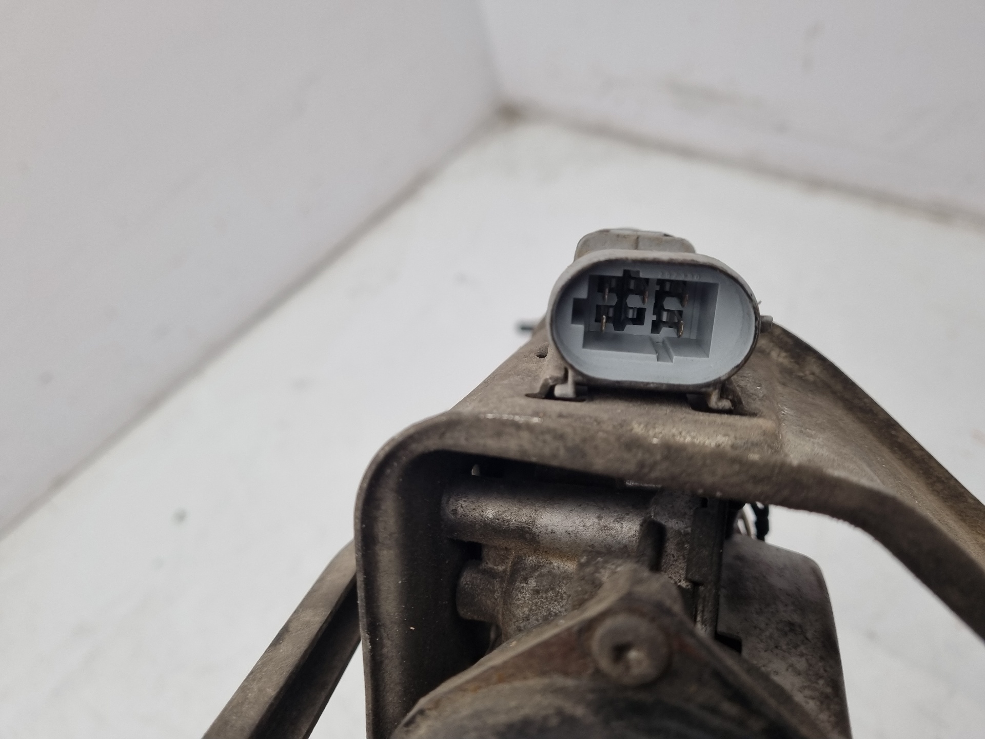 MOTOR LIMPIA DELANTERO RENAULT MASTER G9U A6