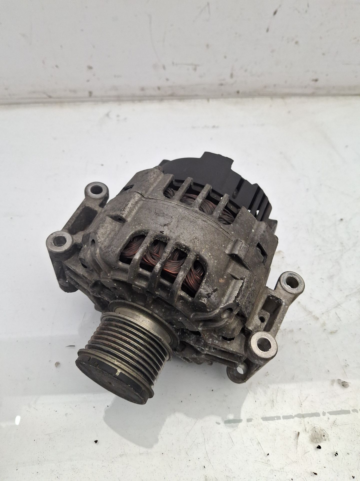 ALTERNADOR MERCEDES-BENZ CLASE C 