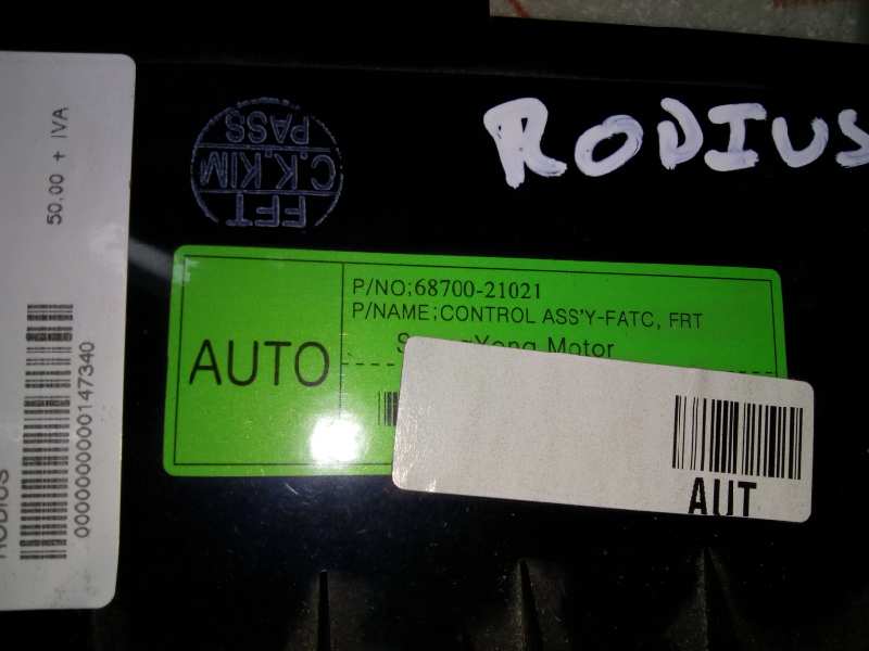 MANDO CLIMATIZADOR SSANGYONG RODIUS D27DT