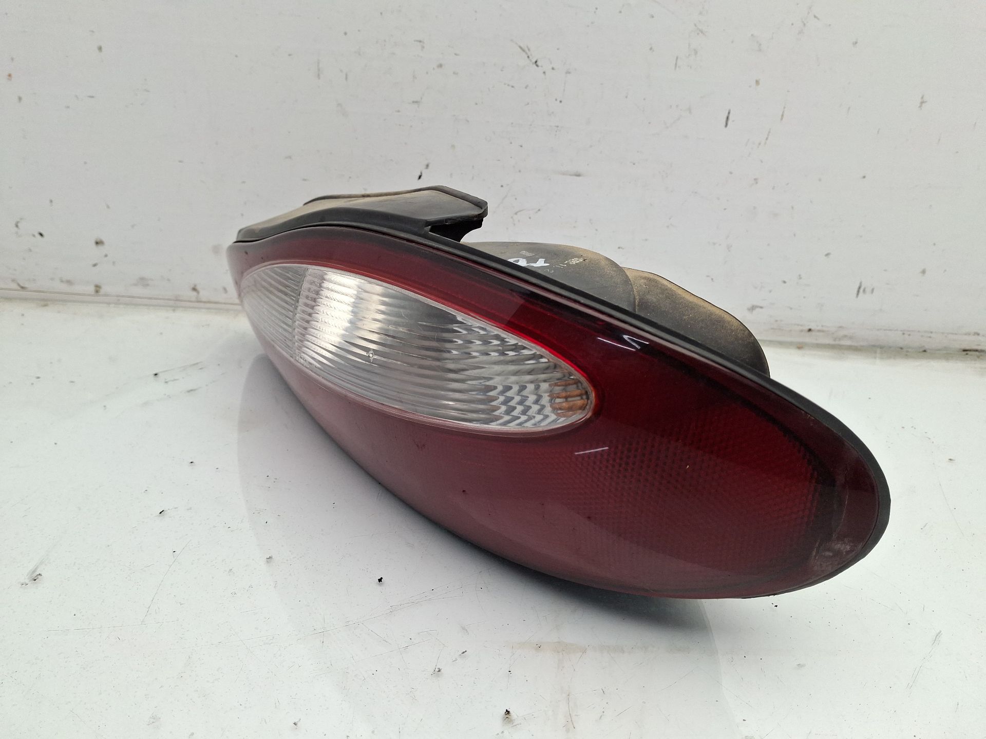 PILOTO TRASERO DERECHO HYUNDAI COUPE 