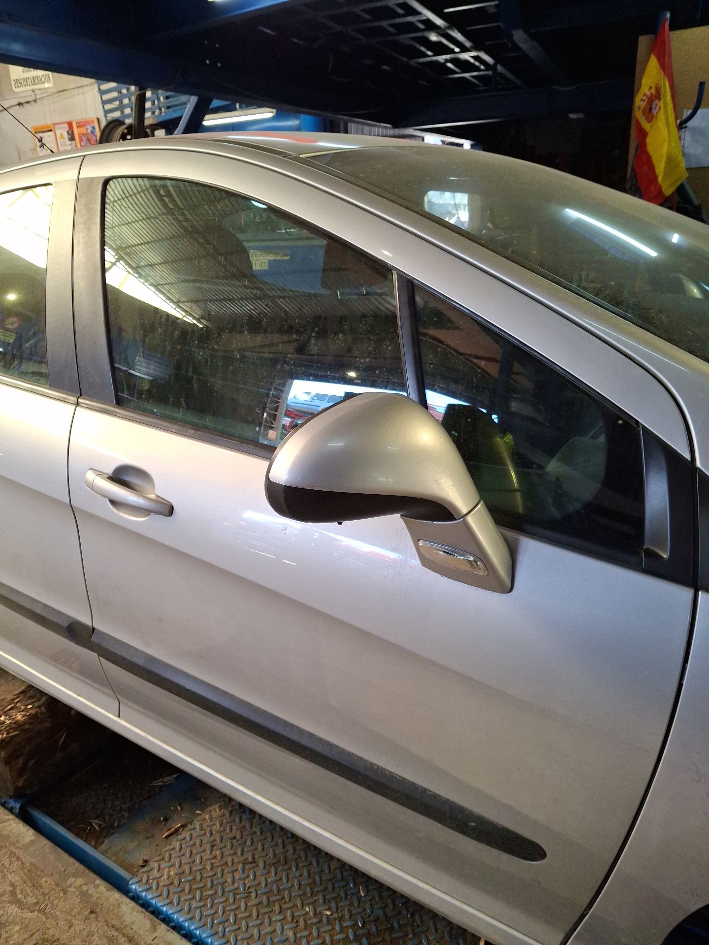 PUERTA DELANTERA DERECHA PEUGEOT 308 