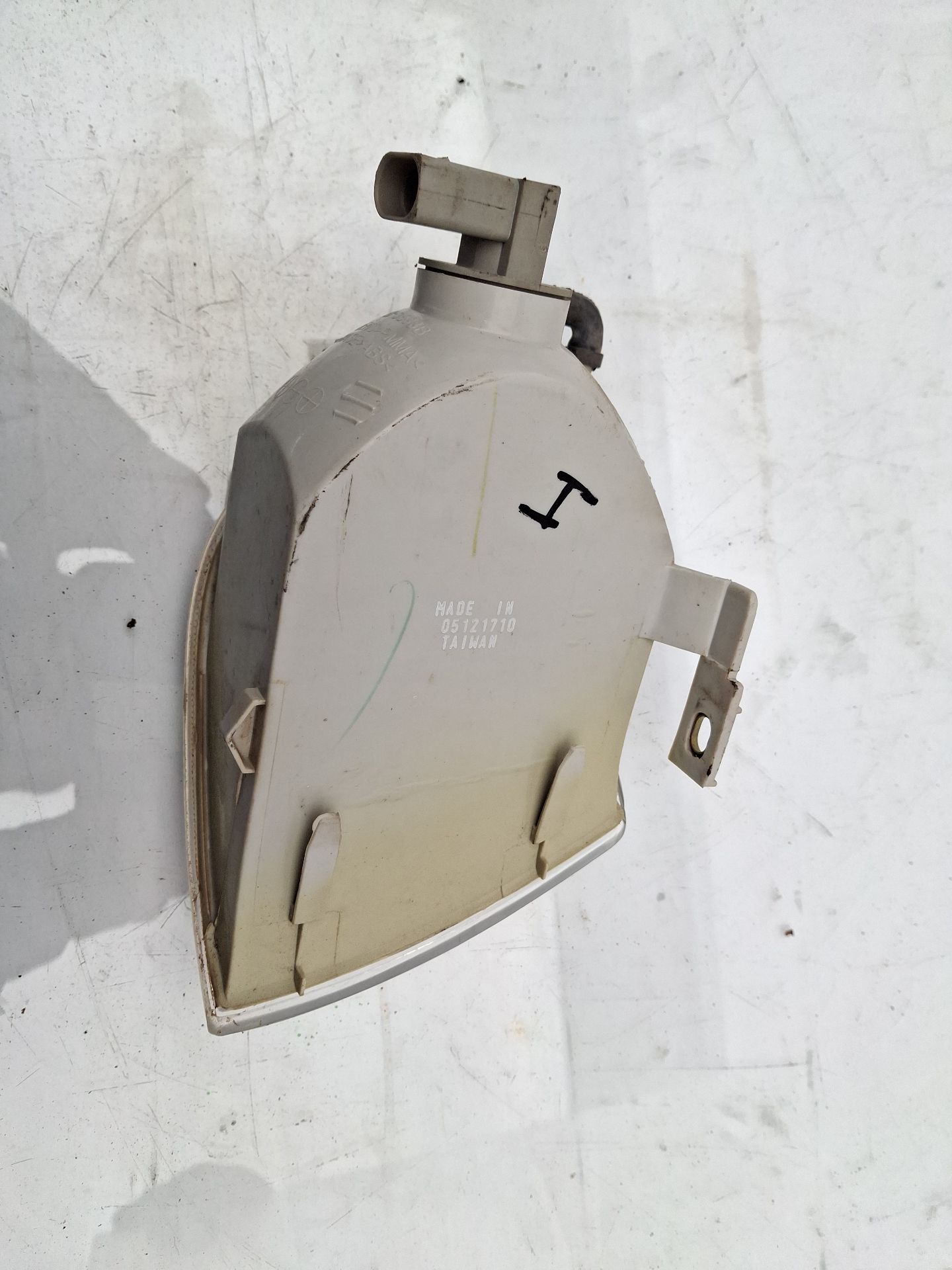 PILOTO DELANTERO IZQUIERDO VOLKSWAGEN POLO 