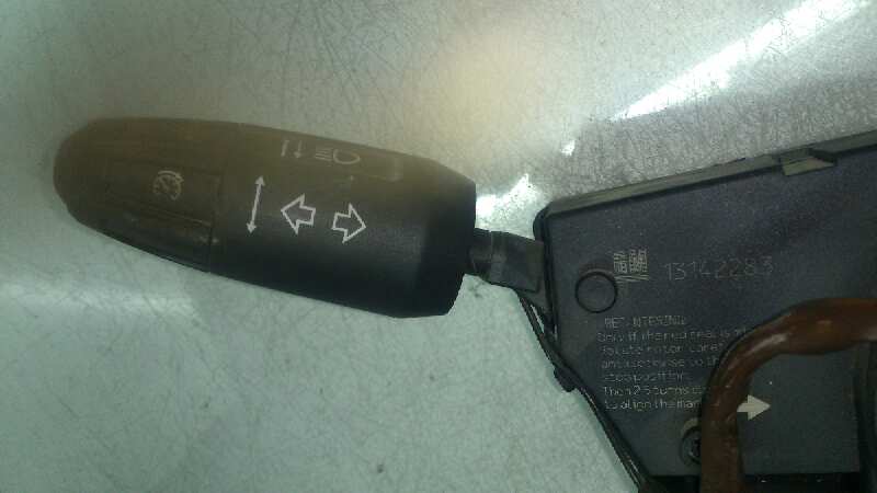 MANDO MULTIFUNCION OPEL CORSA Z17DTR