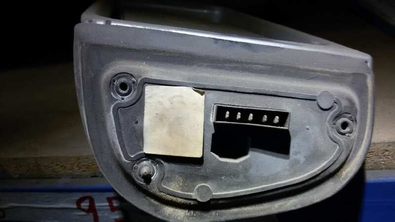 RETROVISOR IZQUIERDO MERCEDES-BENZ CLASE E OM 606.912