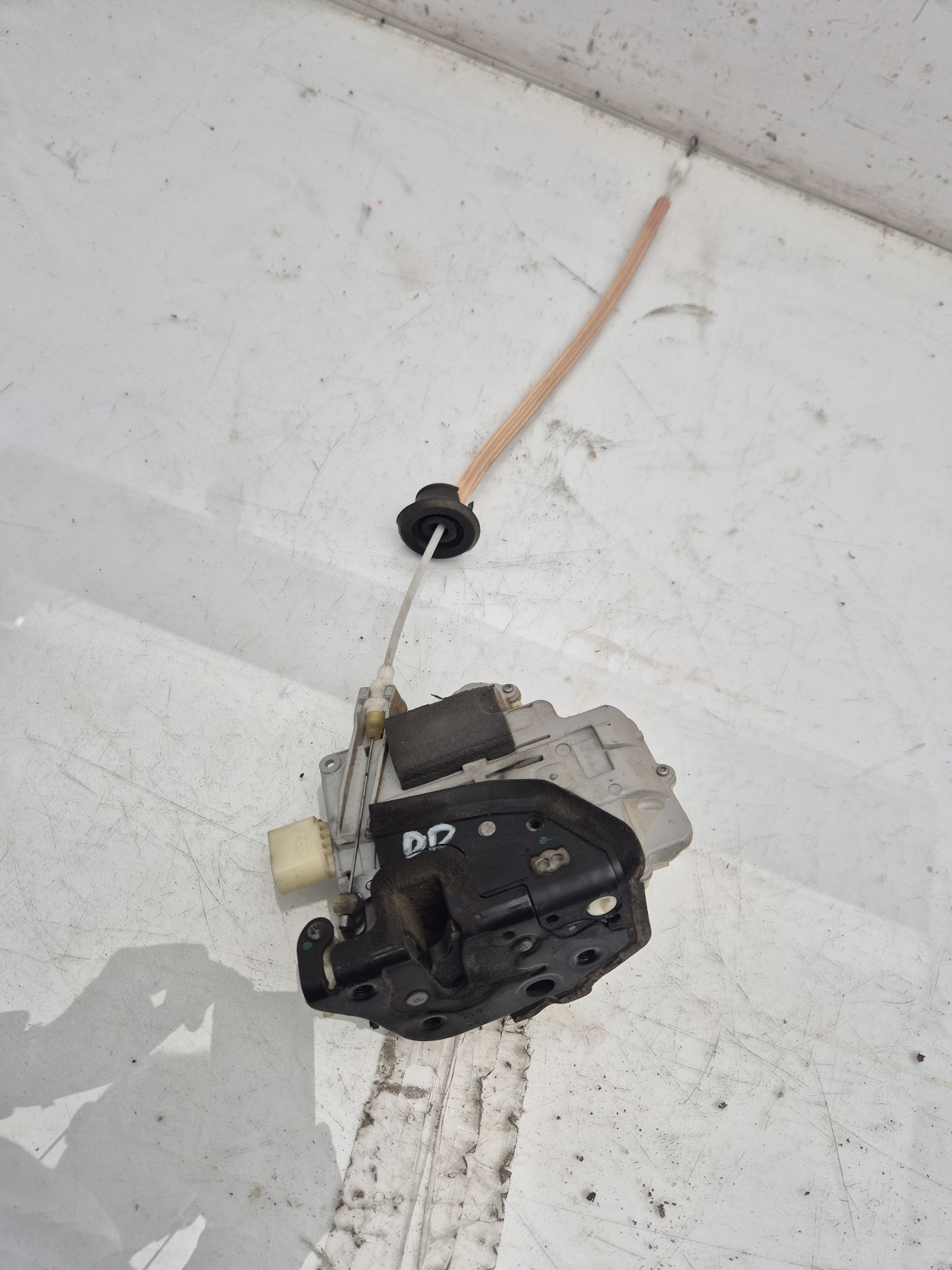 CERRADURA PUERTA DELANTERA DERECHA AUDI A3 