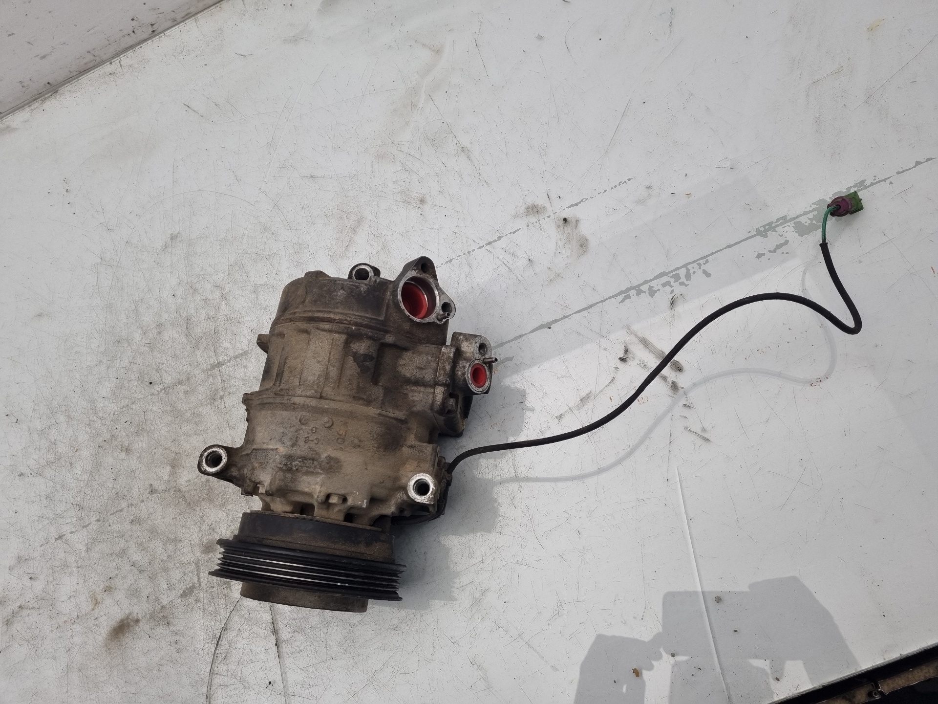 COMPRESOR AIRE ACONDICIONADO VOLKSWAGEN PASSAT 