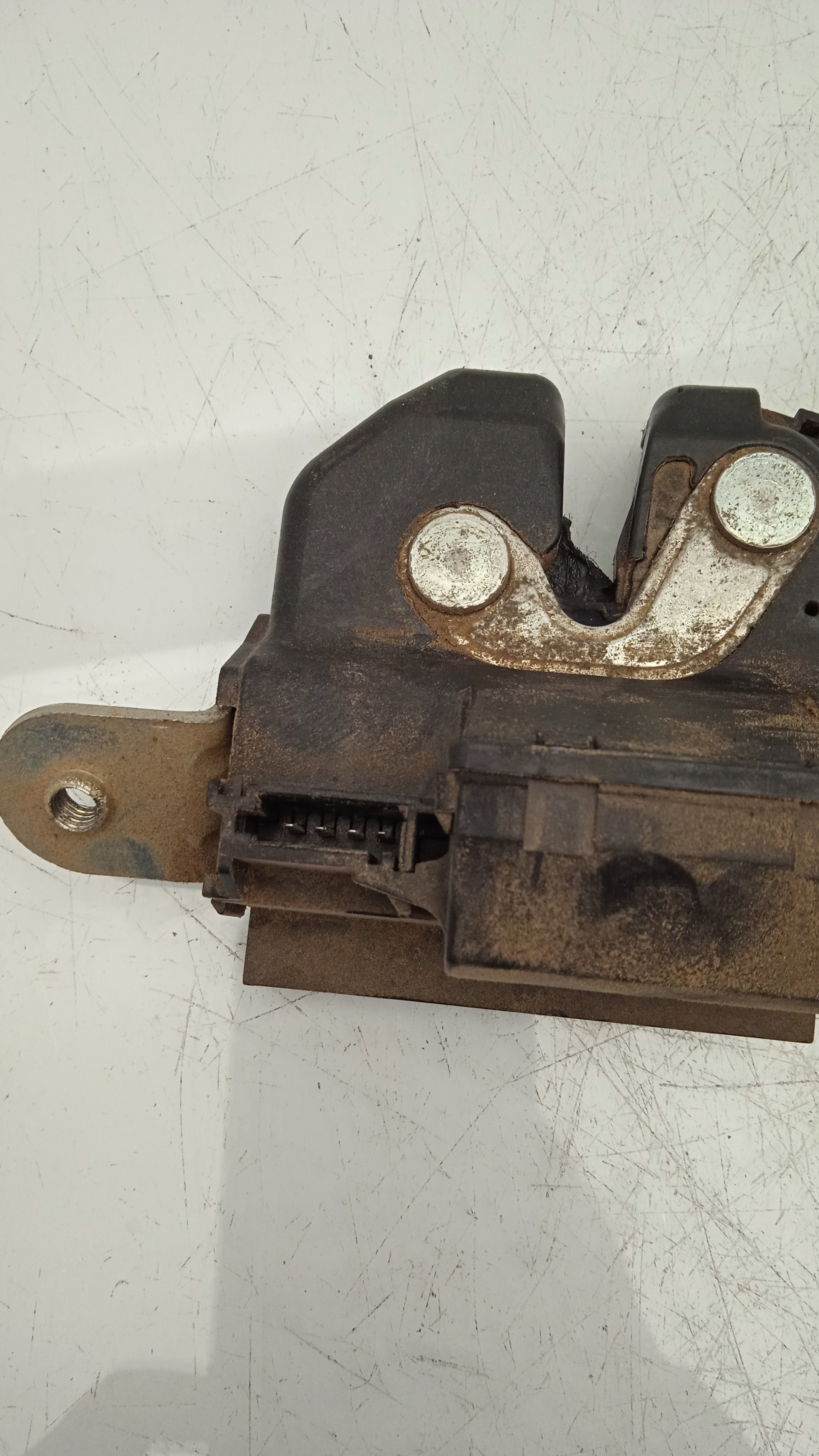 CERRADURA MALETERO / PORTON OPEL CORSA Z14XEP