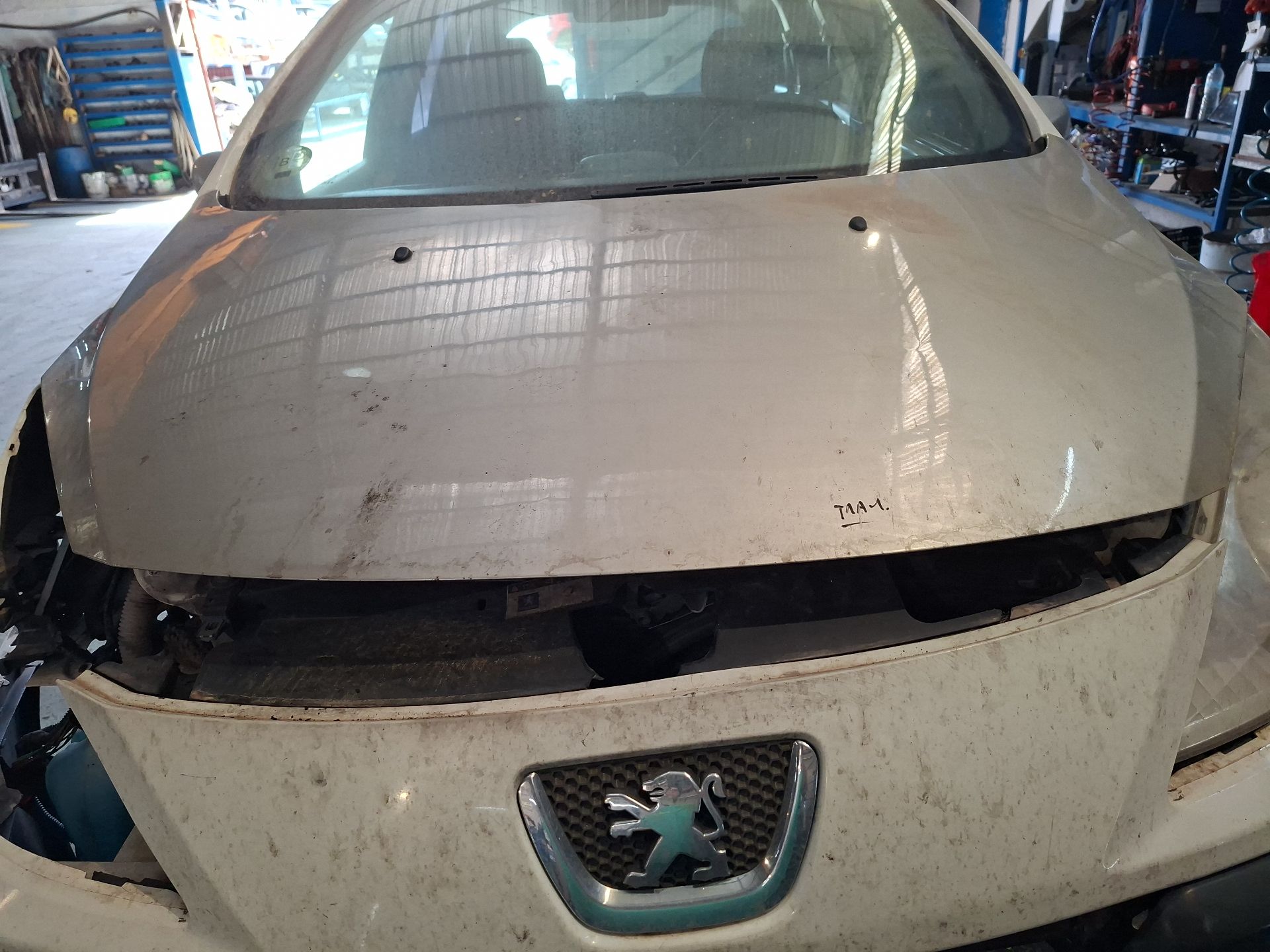 FARO DERECHO PEUGEOT 307 