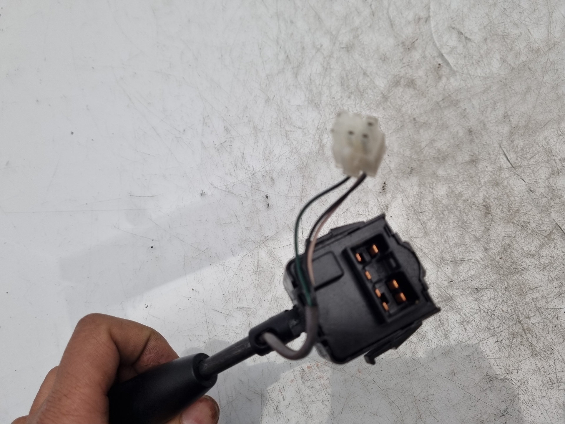 MANDO INTERMITENTES CHEVROLET AVEO B12S1