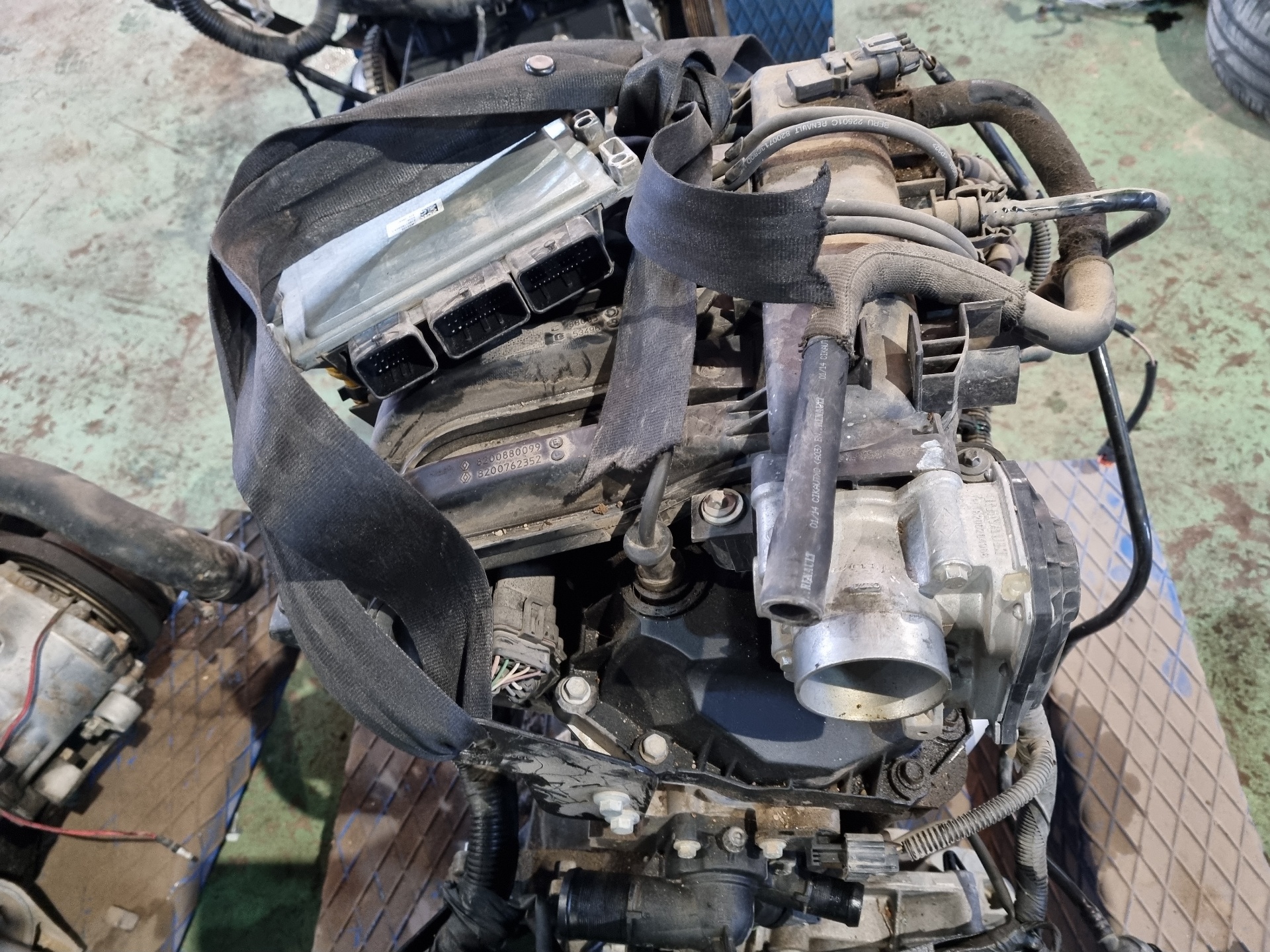 MOTOR COMPLETO RENAULT TWINGO D4FE7