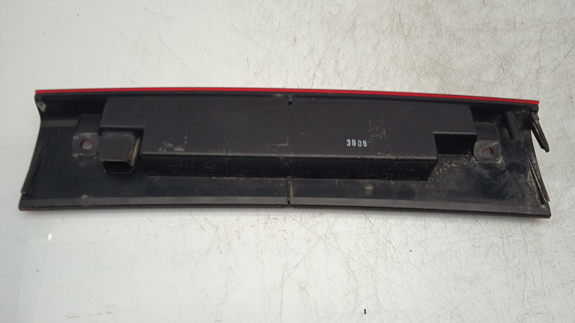 LUZ CENTRAL DE FRENO FORD FOCUS KKDA