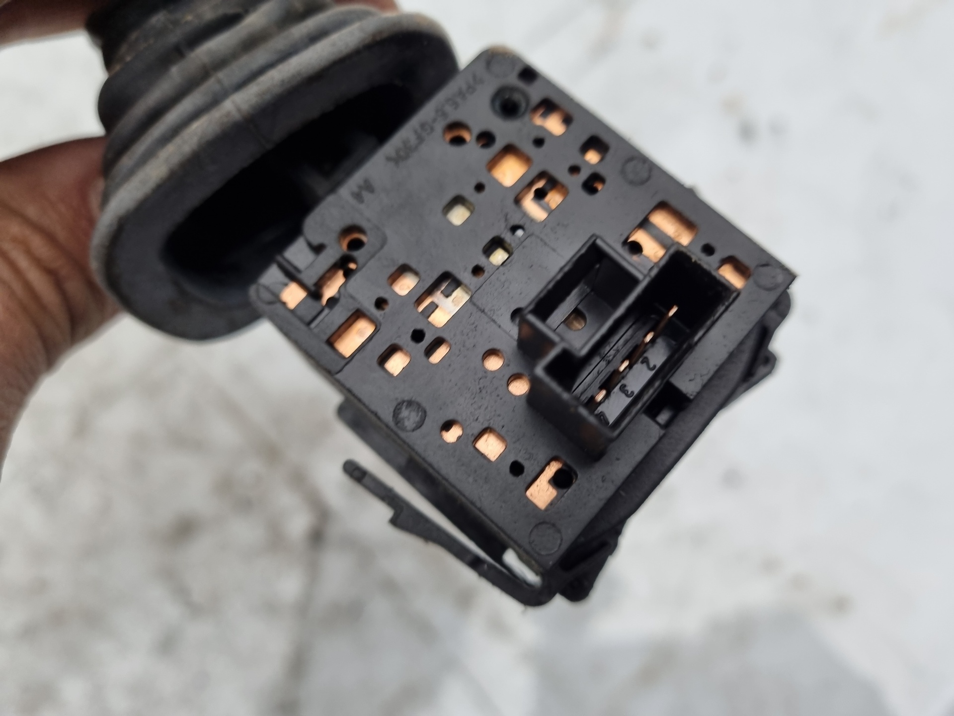 MANDO INTERMITENTES OPEL COMBO Y17DTL