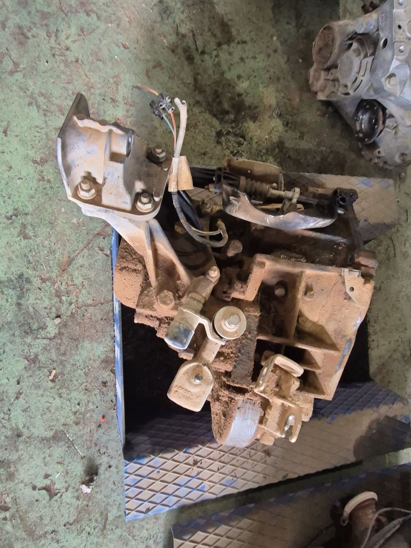 TAPA EXTERIOR COMBUSTIBLE FIAT DUCATO 