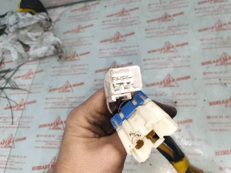 CONMUTADOR DE ARRANQUE HYUNDAI H-1 4CB