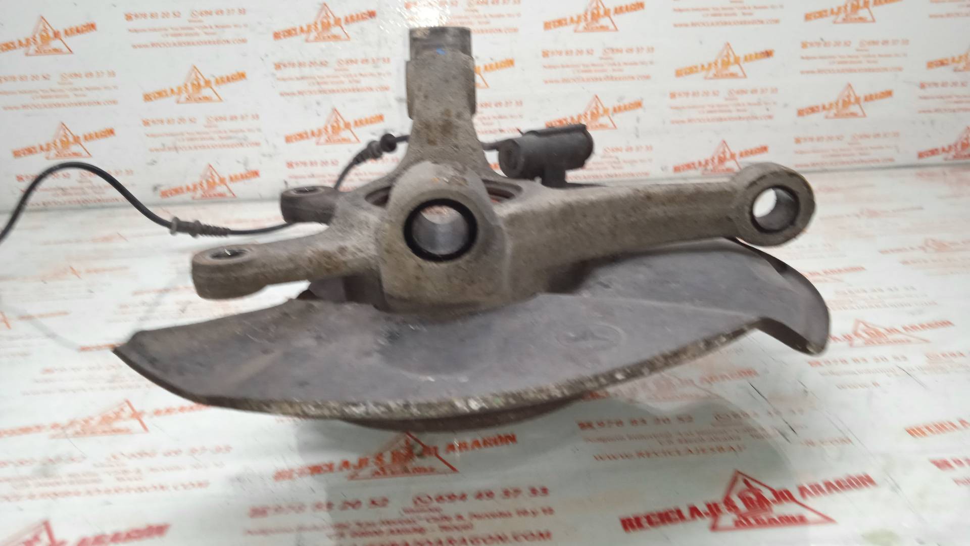 MANGUETA DELANTERA IZQUIERDA MERCEDES-BENZ VANEO 668914