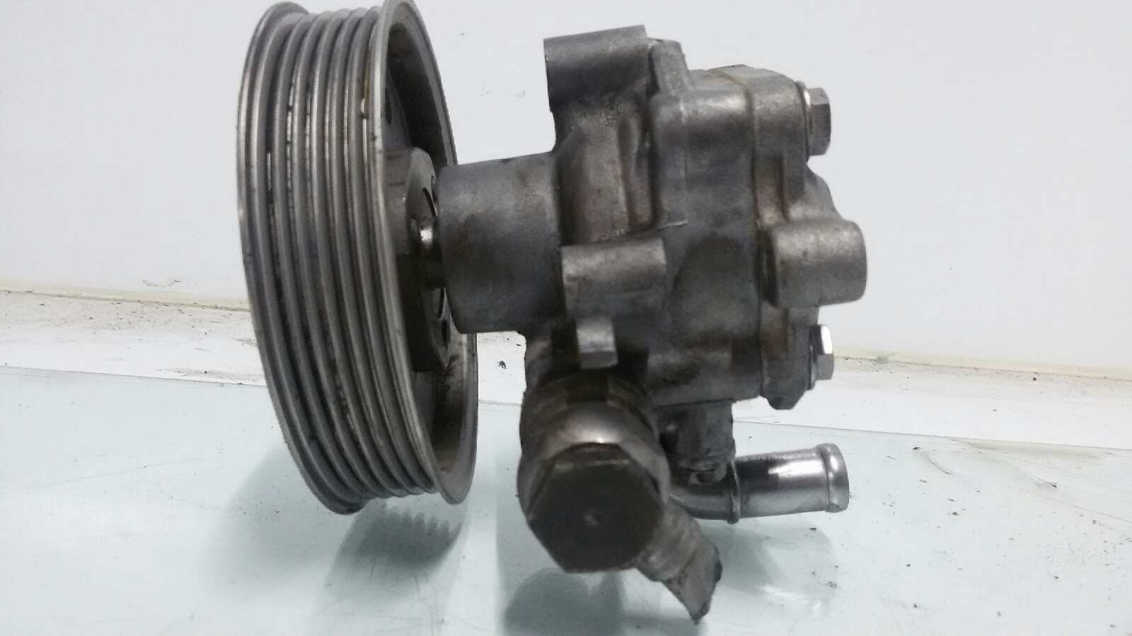 BOMBA DIRECCION AUDI A3 AHF