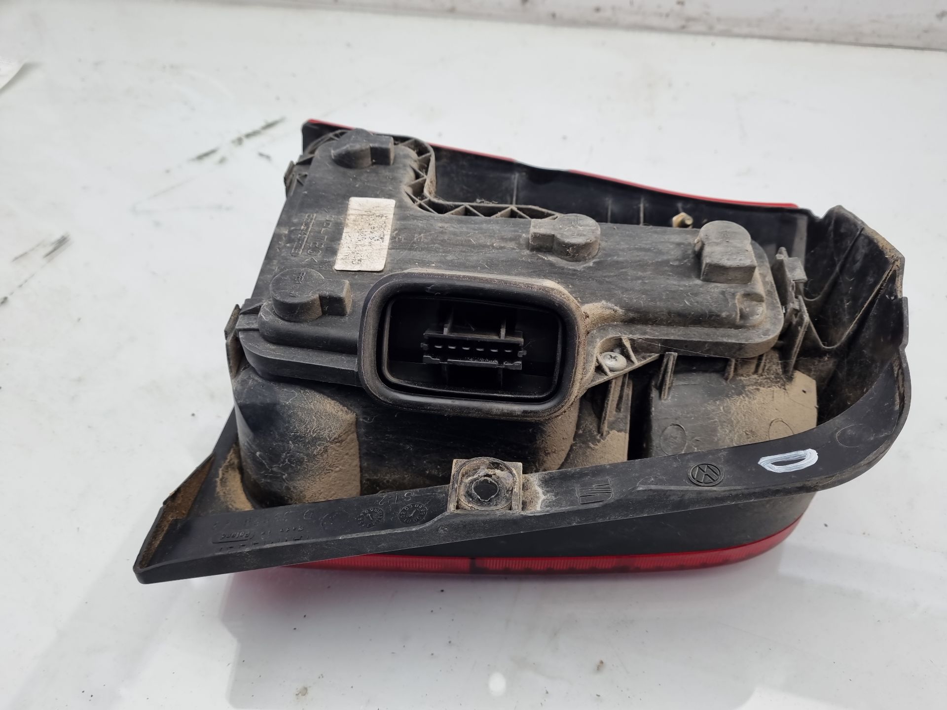 PILOTO TRASERO DERECHO VOLKSWAGEN LUPO AUA