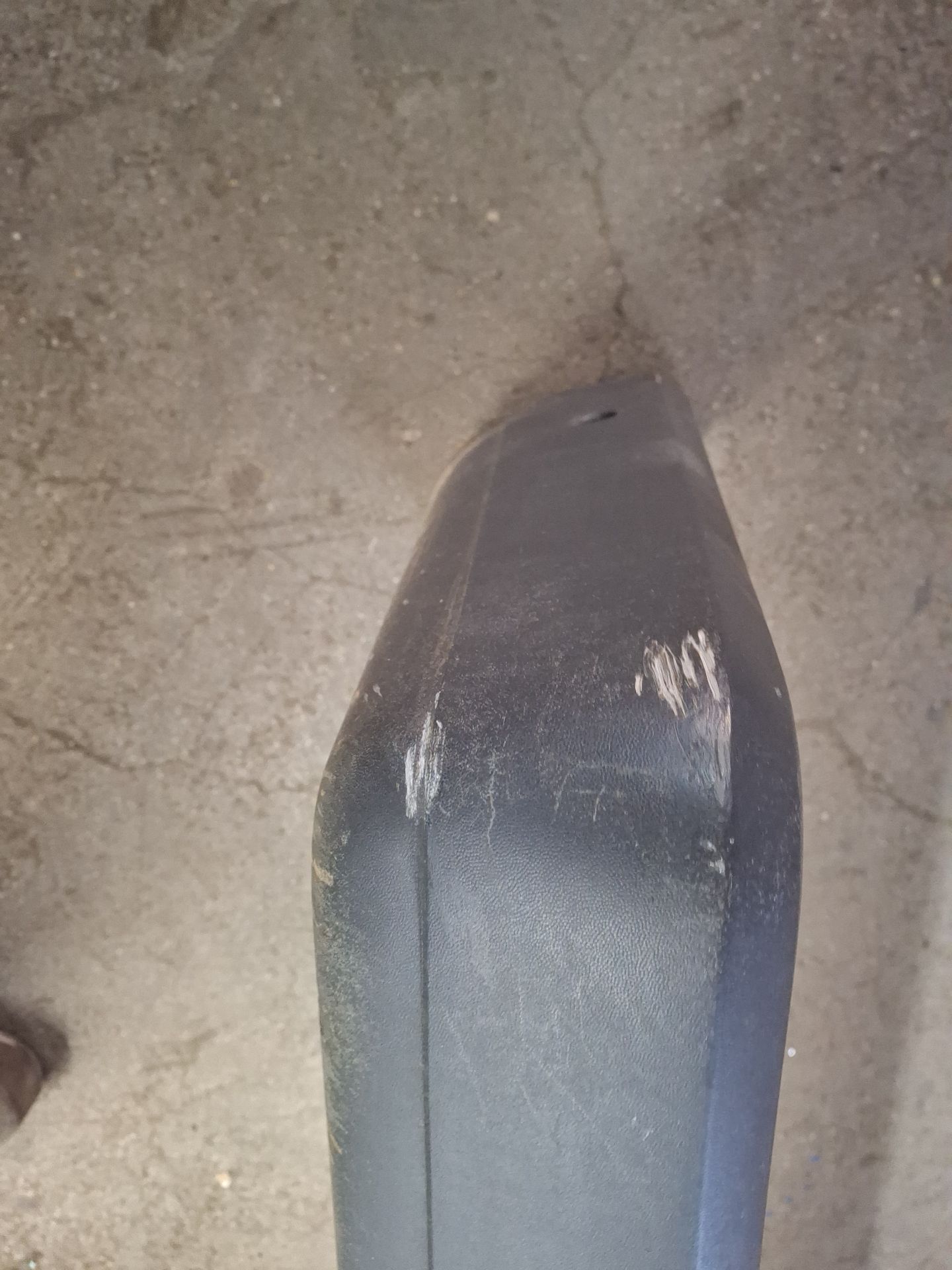 PARAGOLPES TRASERO RENAULT EXPRESS 