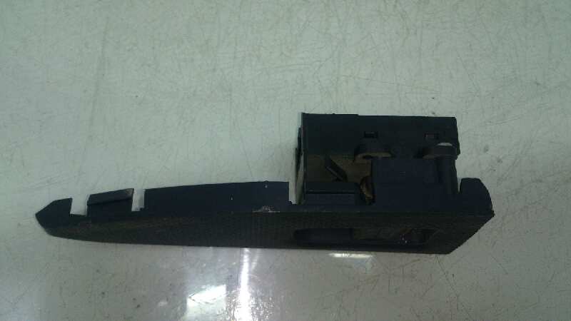 MANDO ELEVALUNAS TRASERO DERECHO HONDA CIVIC D16V1