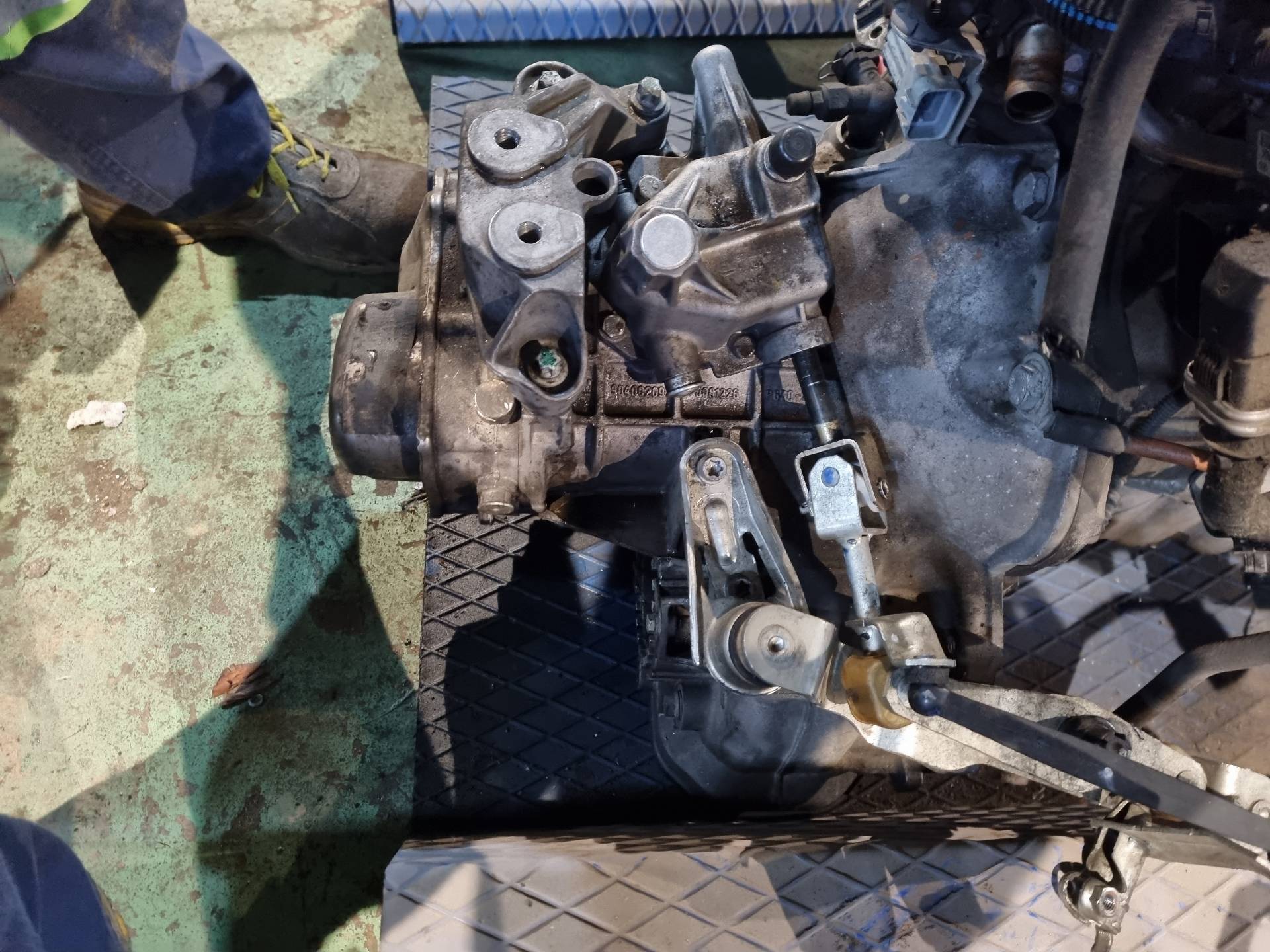 CAJA CAMBIOS OPEL CORSA Z 12 XE