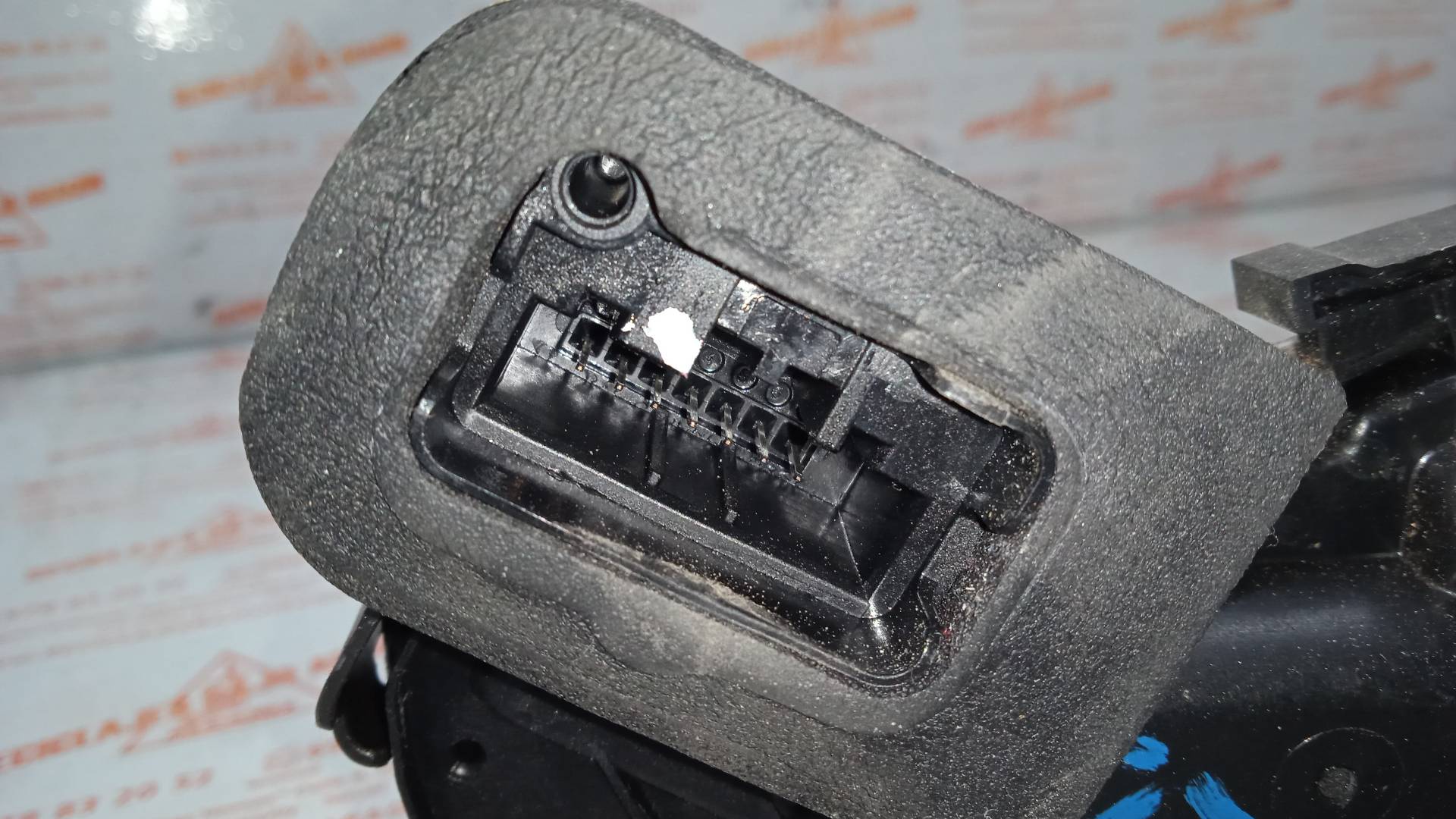 CERRADURA PUERTA TRASERA IZQUIERDA VOLKSWAGEN PASS DCZ