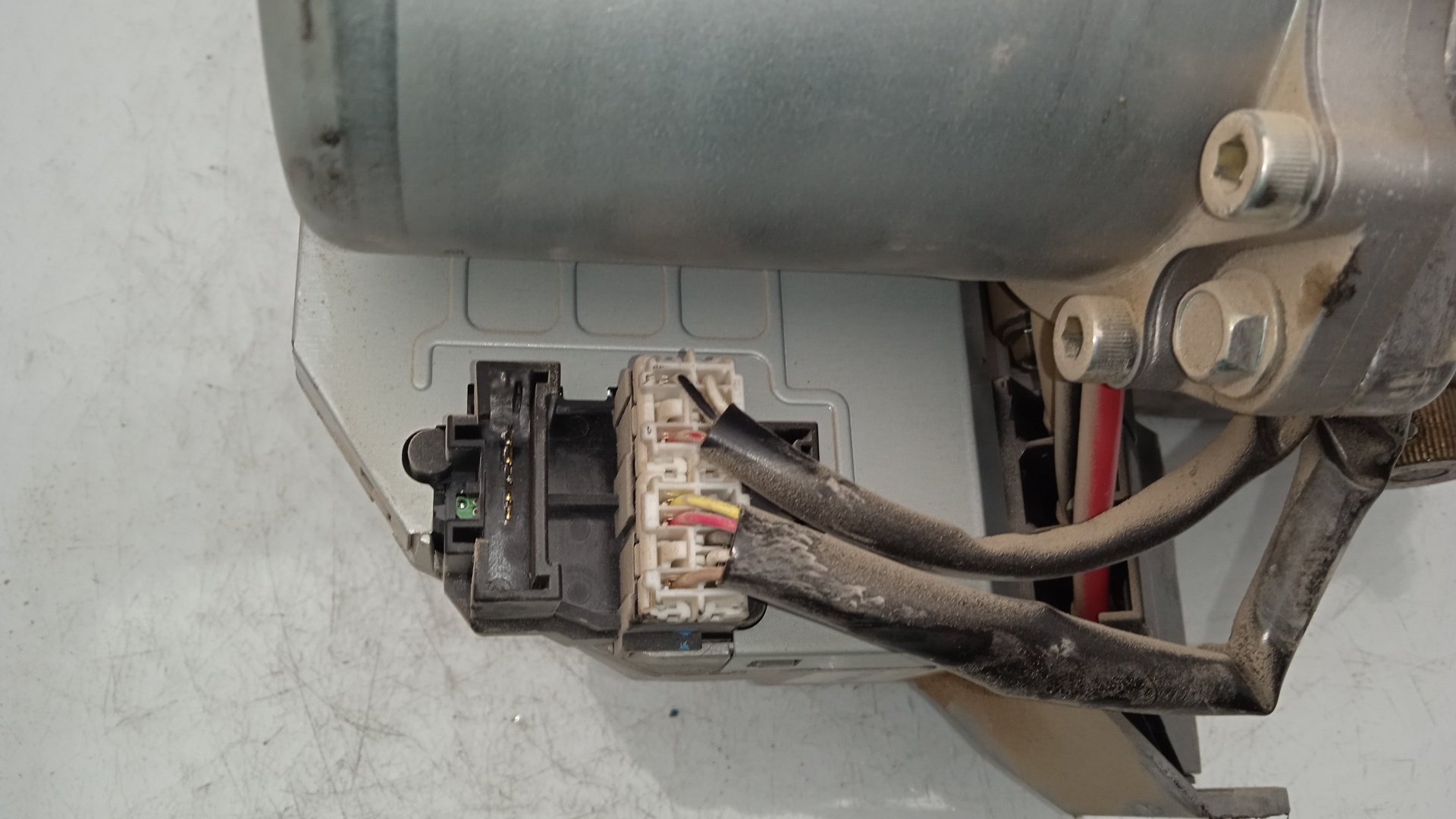 COLUMNA DIRECCION RENAULT KANGOO K9K B8