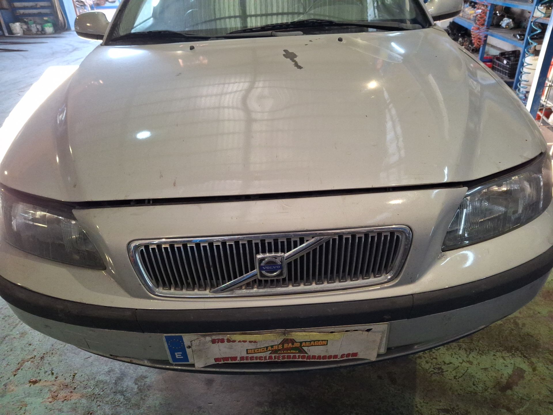  VOLVO V70 II (285) D5 AWD