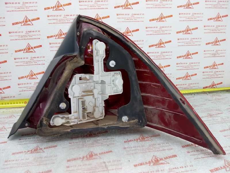 PILOTO TRASERO IZQUIERDO FORD MONDEO CHBA