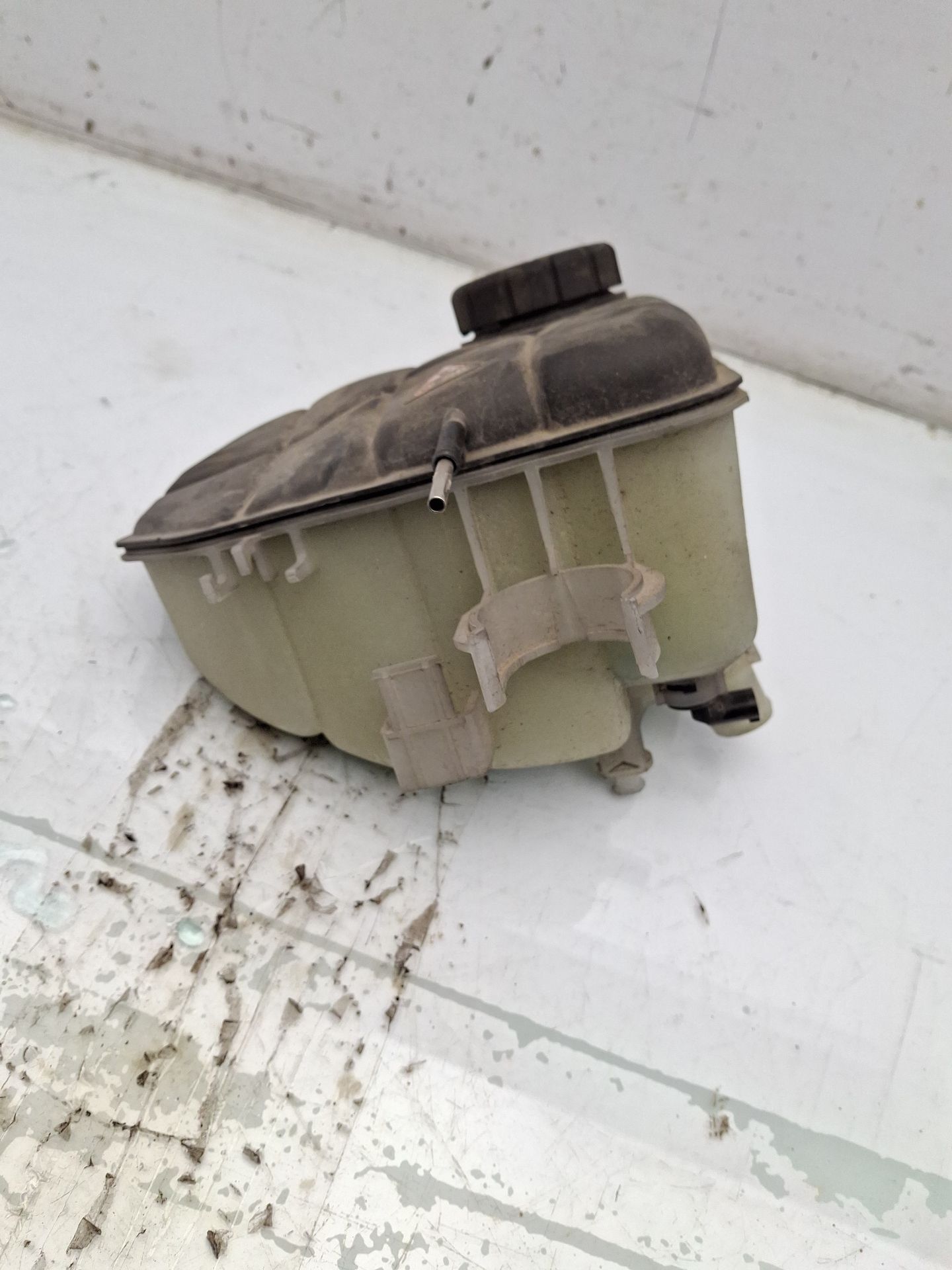 DEPOSITO EXPANSION MERCEDES-BENZ CLASE C 