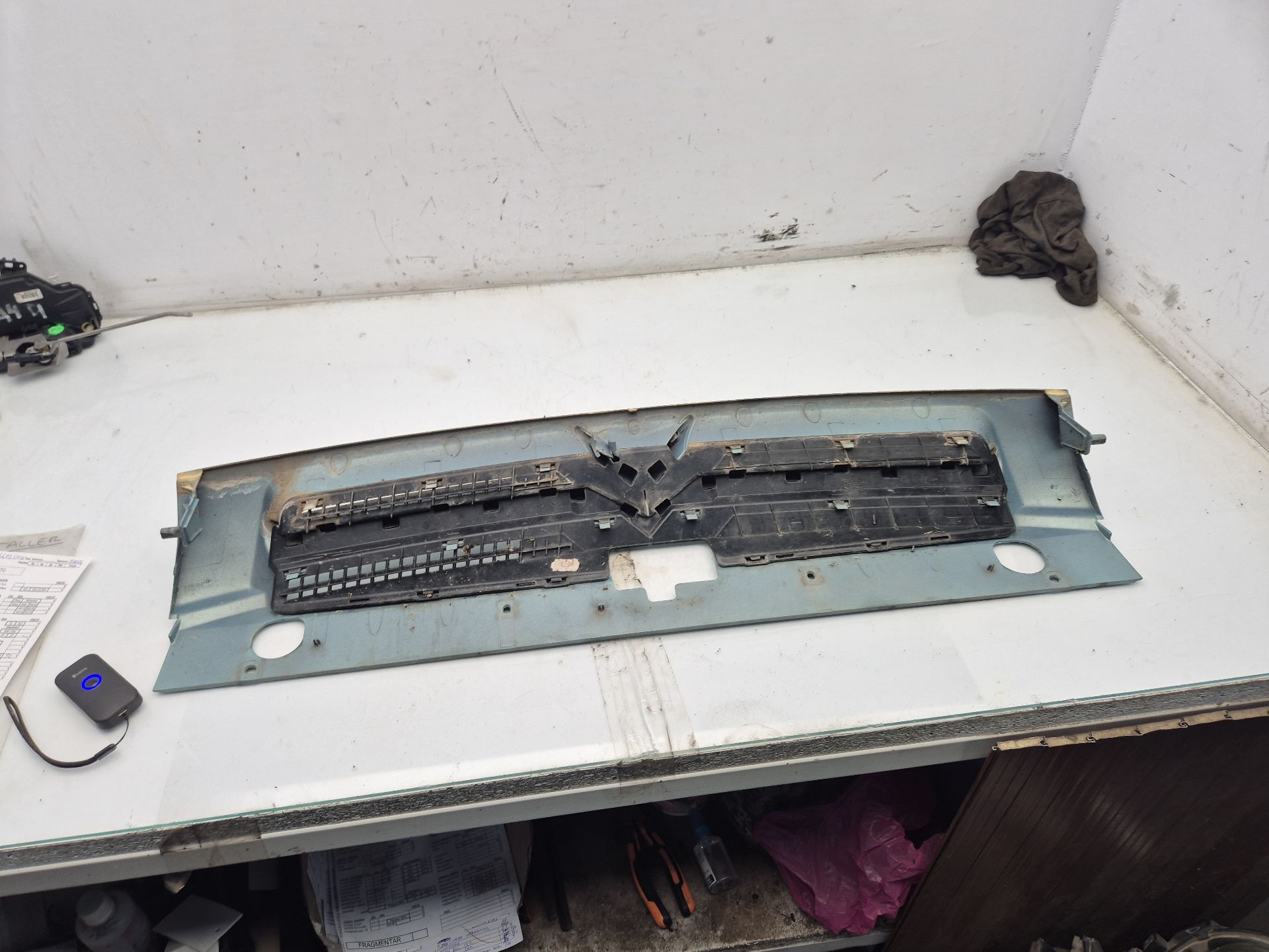 REJILLA DELANTERA CITROEN BERLINGO 