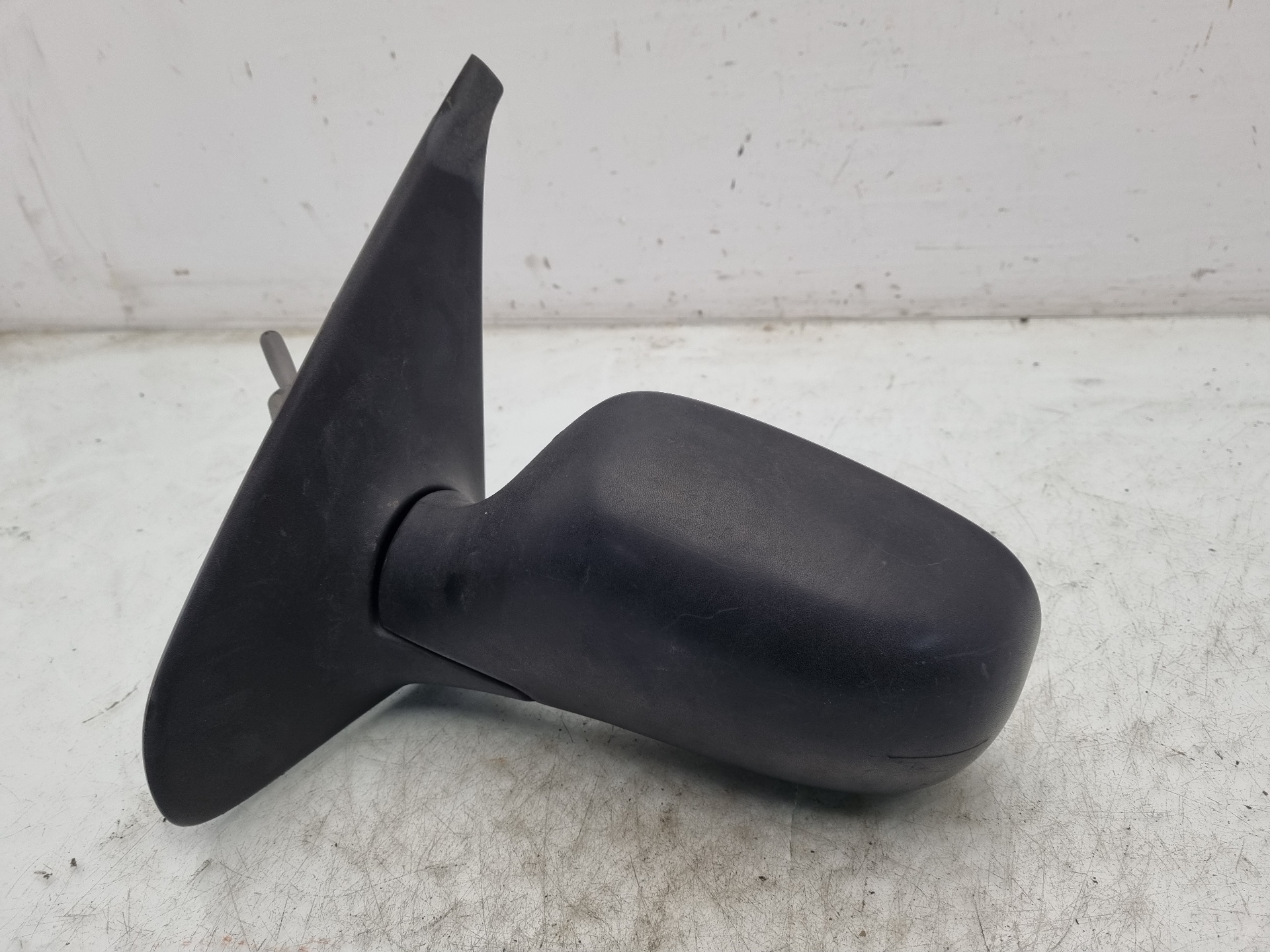 RETROVISOR IZQUIERDO RENAULT CLIO F8Q