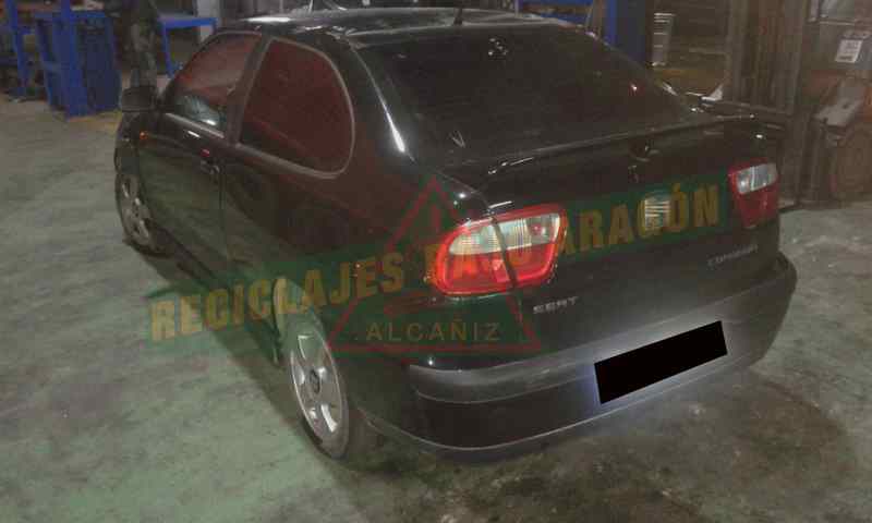 FARO DERECHO SEAT CORDOBA AUR