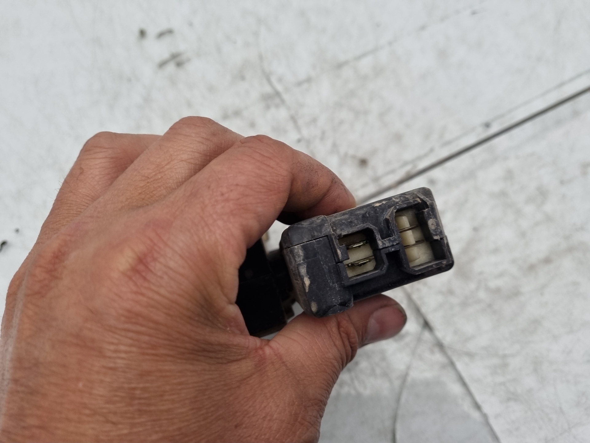 CERRADURA PUERTA DELANTERA DERECHA CITROEN ZX KDX