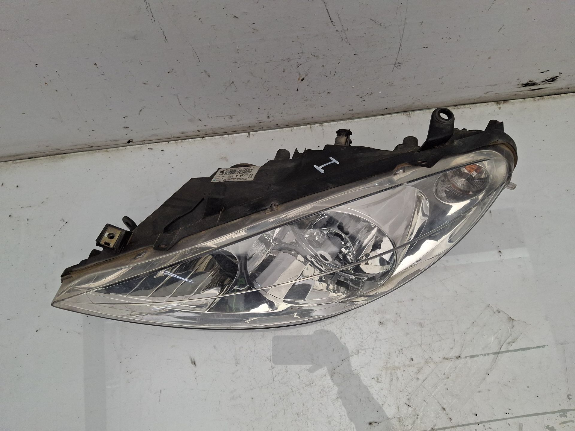 FARO DERECHO PEUGEOT 307 
