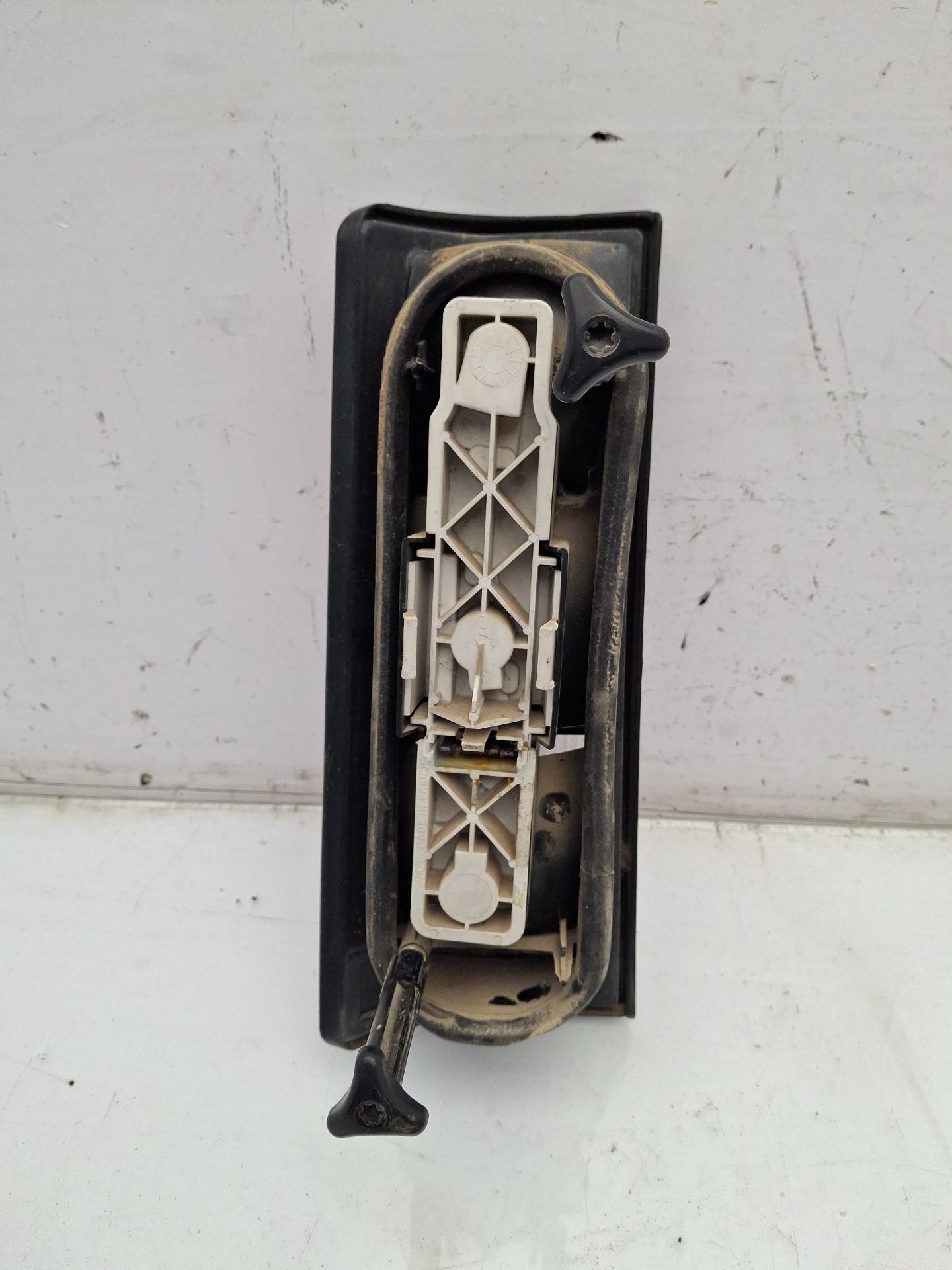 PILOTO TRASERO DERECHO RENAULT EXPRESS 