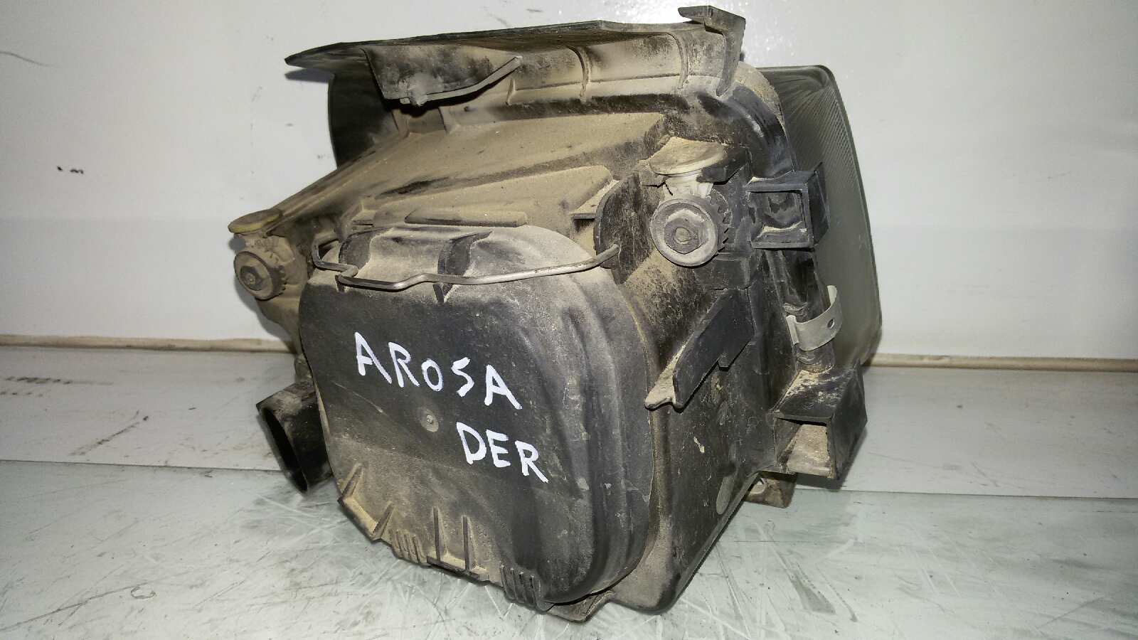 FARO DERECHO SEAT AROSA AER