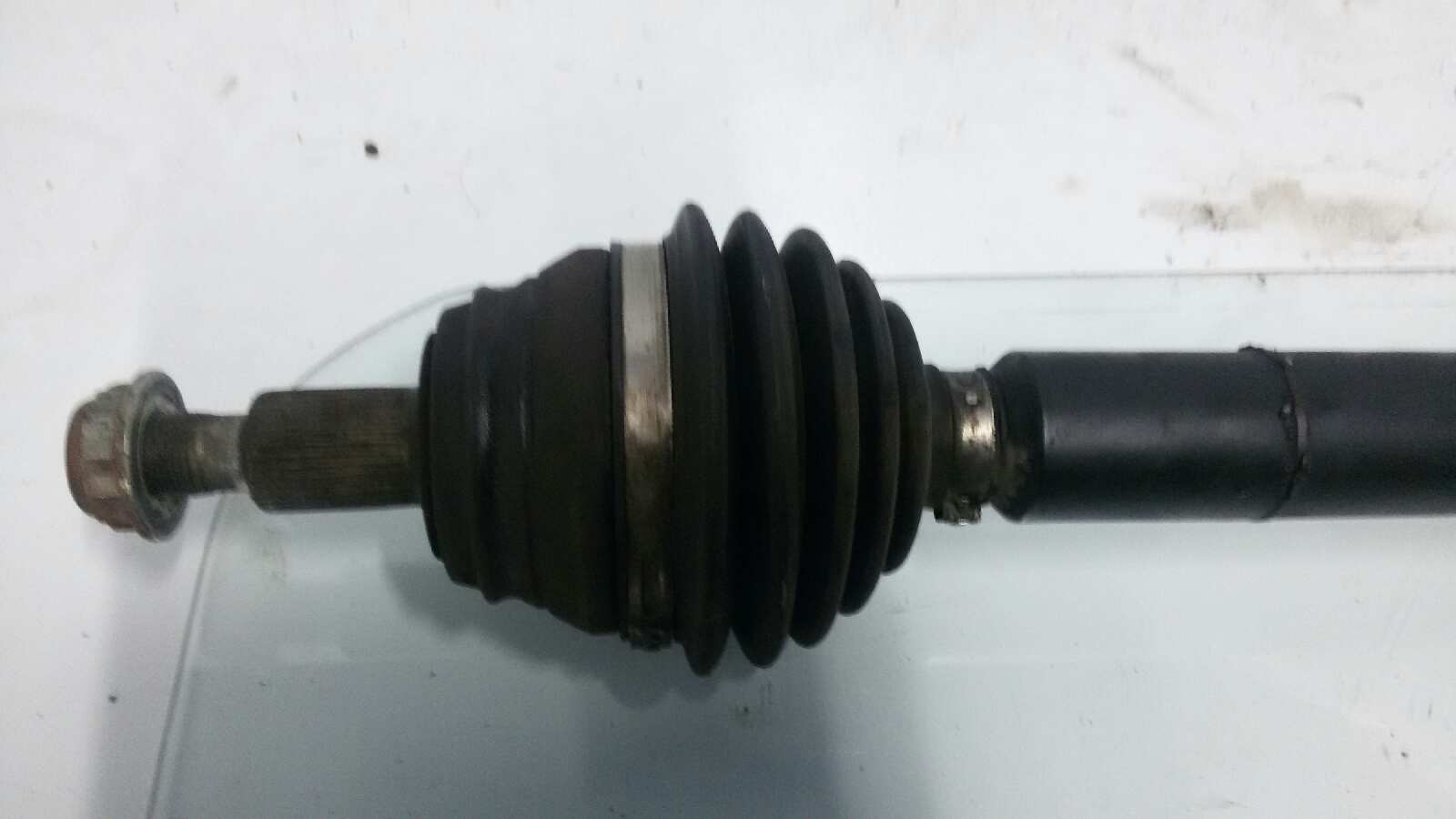 TRANSMISION DELANTERA DERECHA AUDI A3 AHF