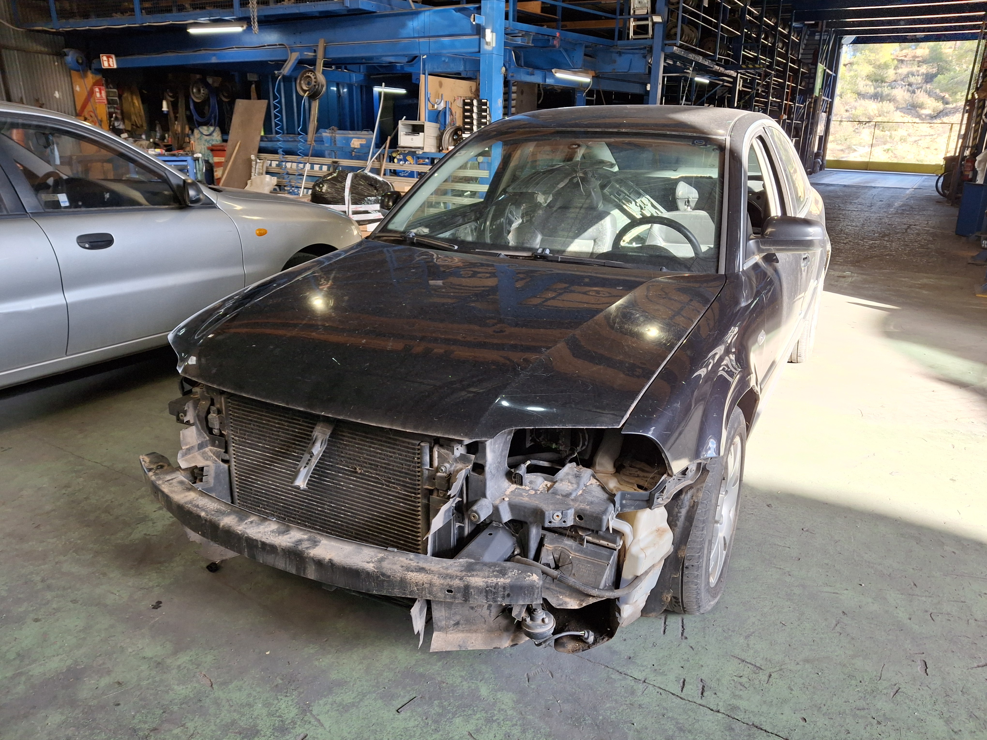 TAPA EXTERIOR COMBUSTIBLE VOLKSWAGEN PASSAT 