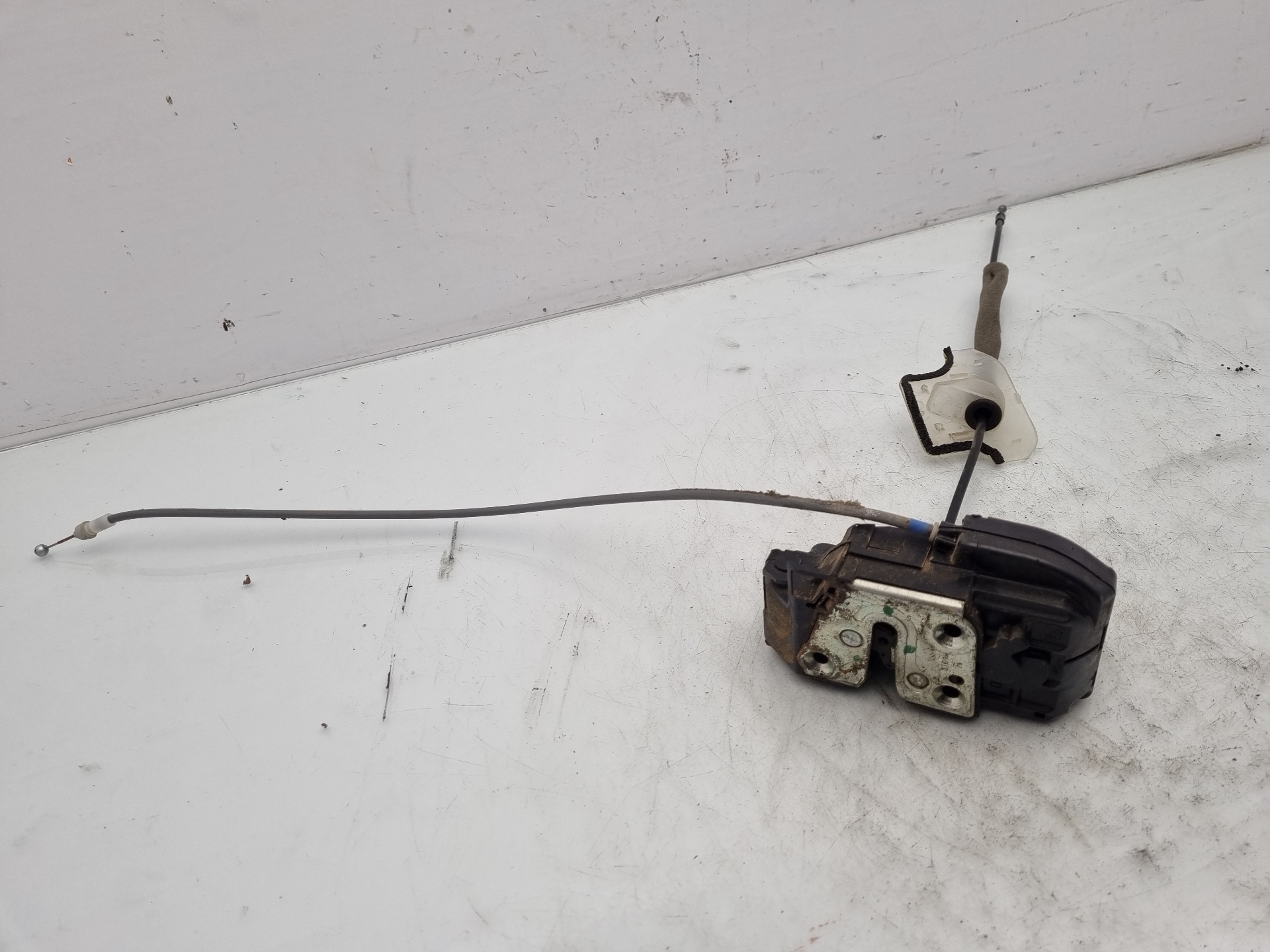 CERRADURA PUERTA DELANTERA DERECHA NISSAN QASHQAI M9R