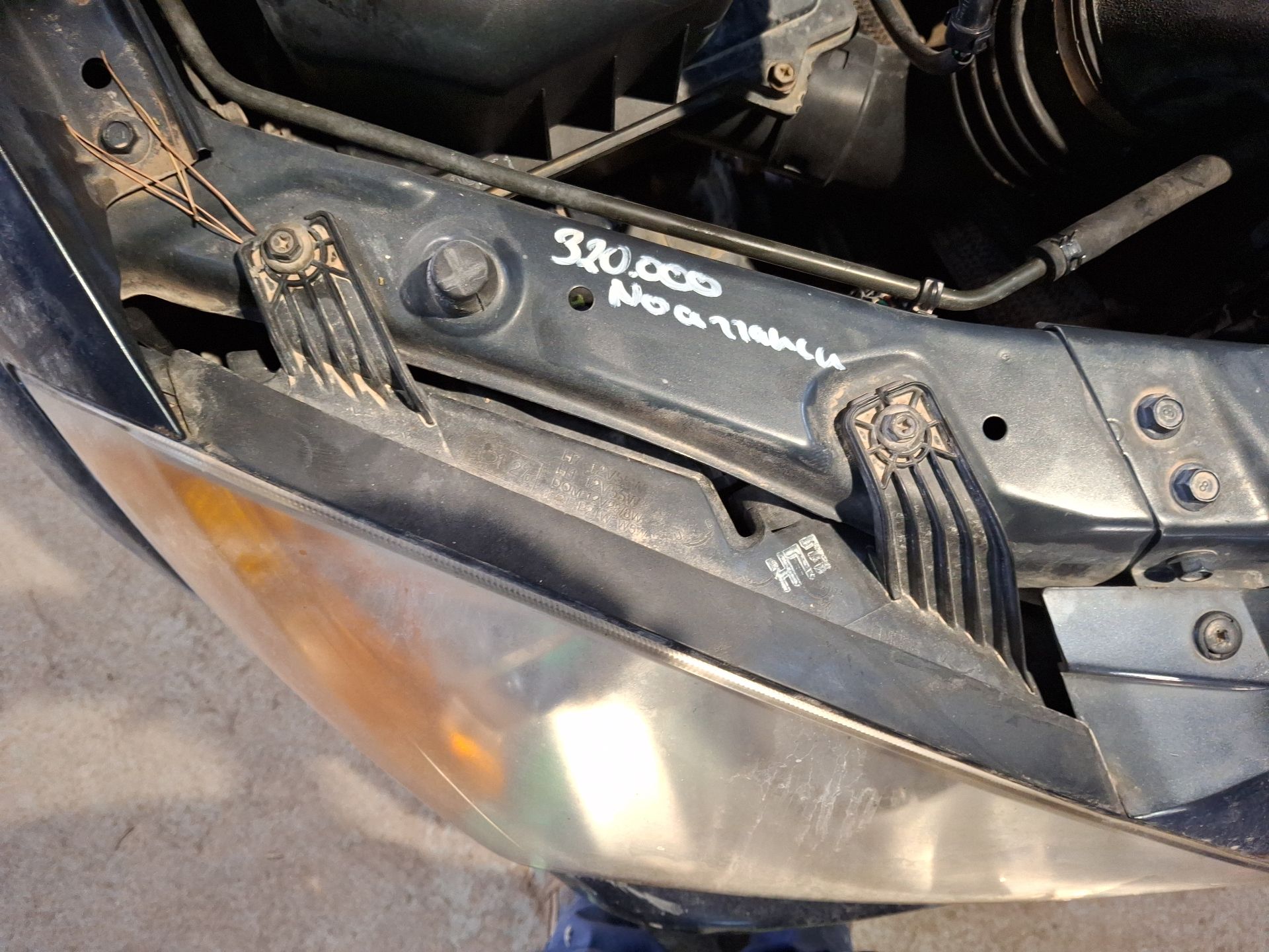 FARO DERECHO SSANGYONG KYRON 