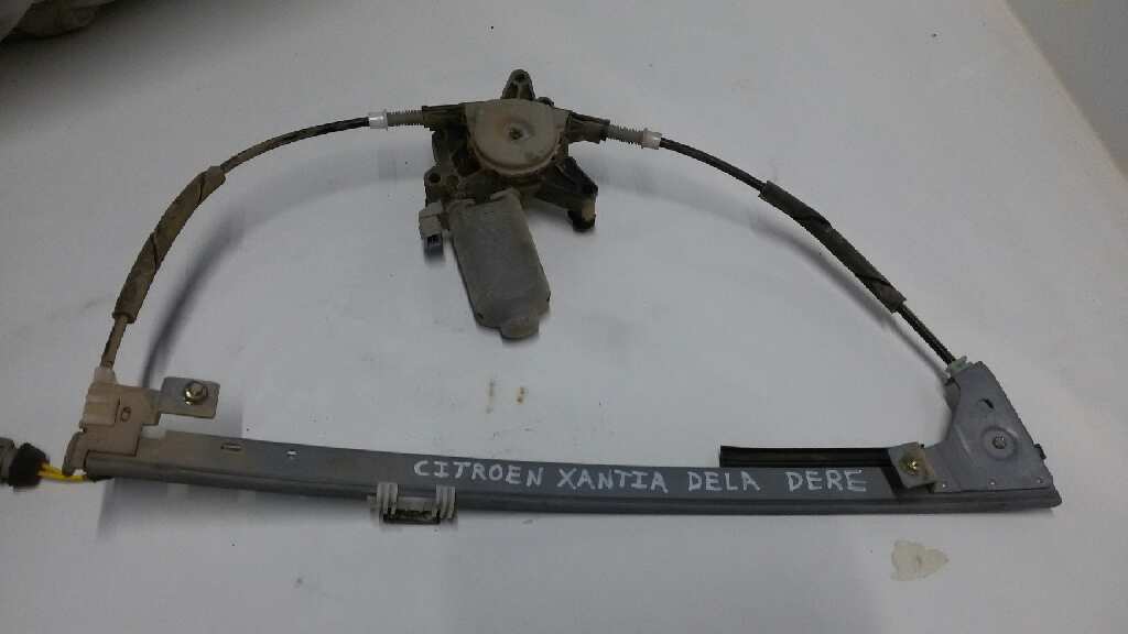 ELEVALUNAS DELANTERO DERECHO CITROEN XANTIA D9B